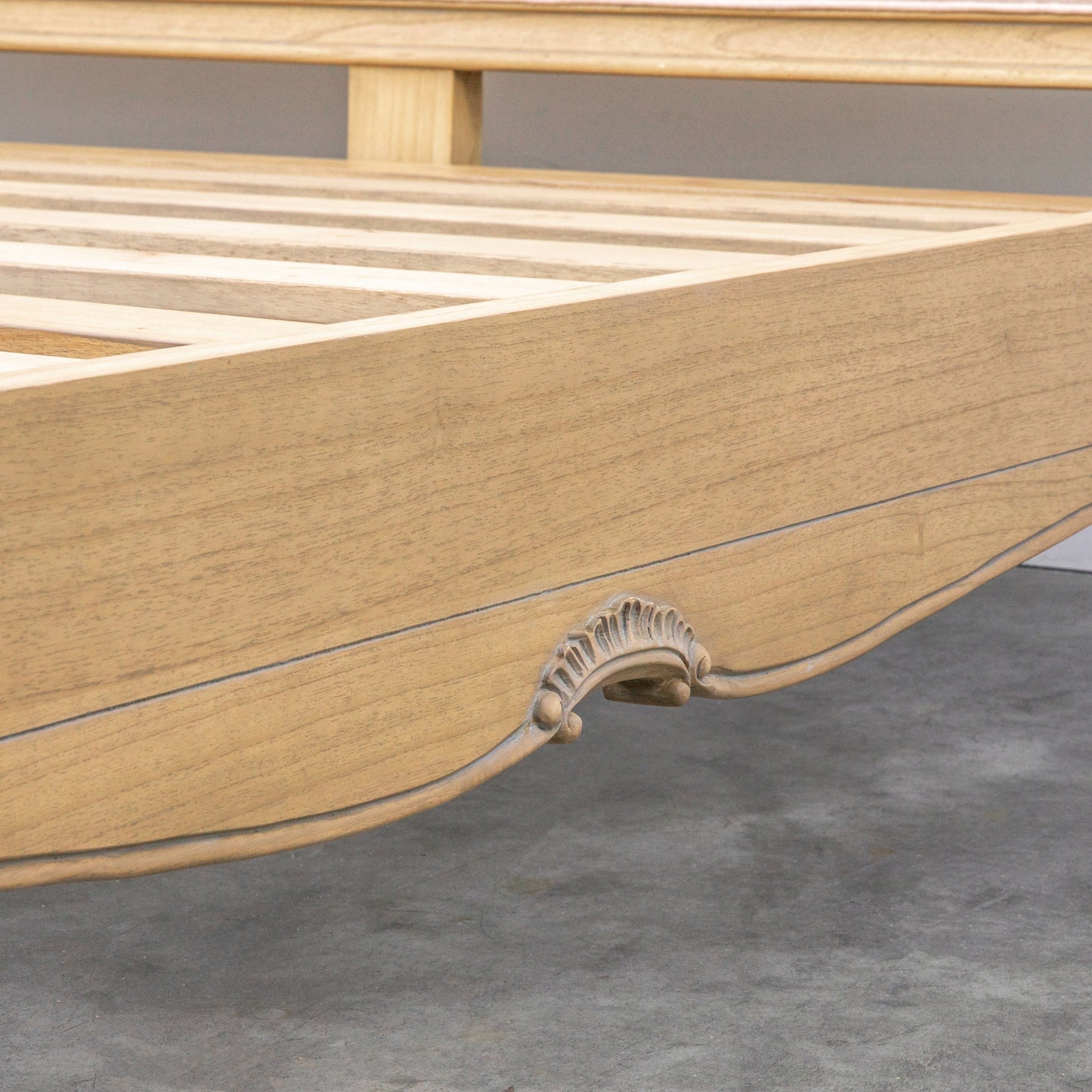 Chic Linen Upholstered Bed Weathered Super King