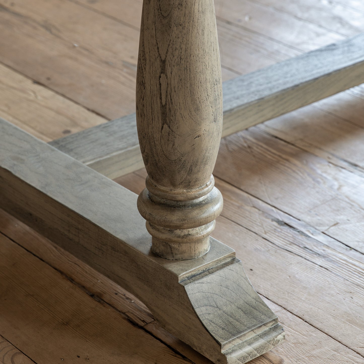 Mustique Extending Dining Table Natural