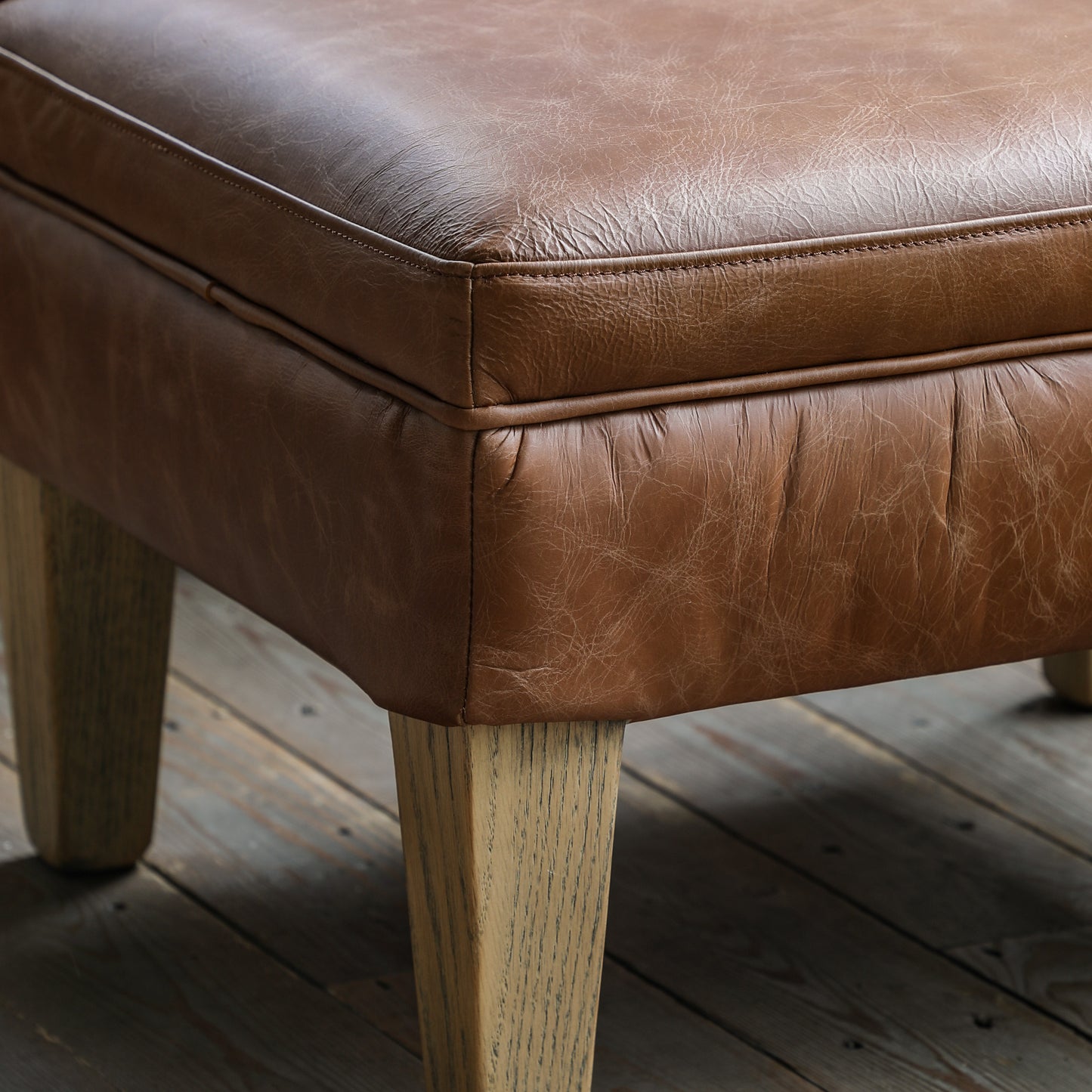 Mr. Paddington Stool Vintage Brown Leather