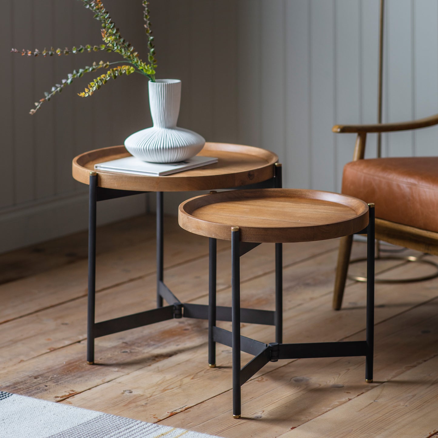 Dakota Nest Of 2 Tables Black / Natural