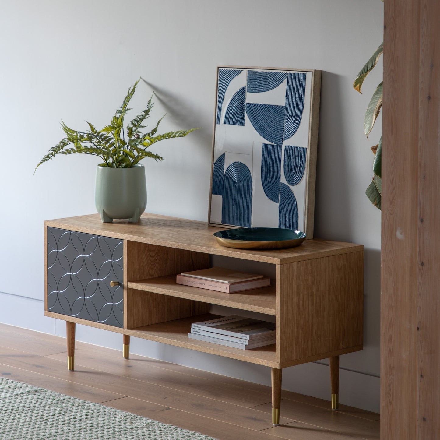 Newbury Media Unit Oak Grey