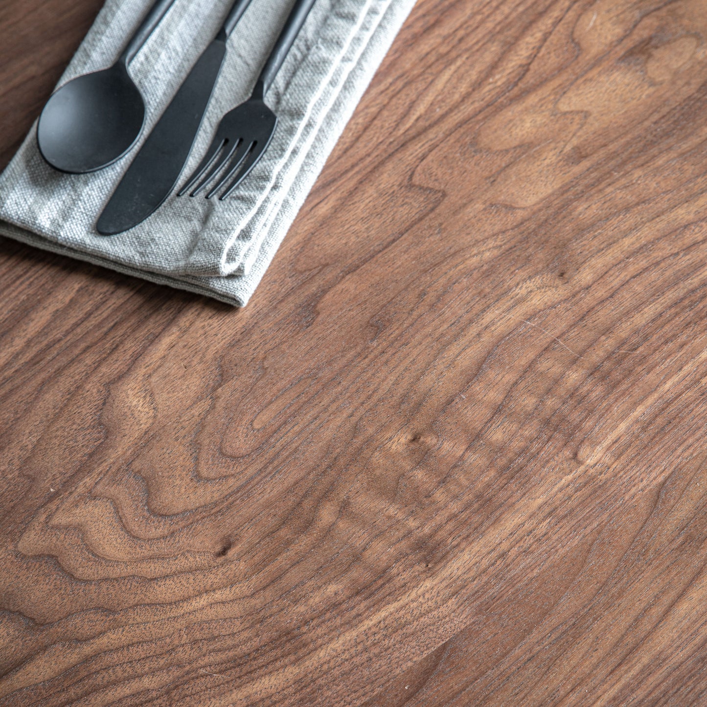 Astley Round Dining Table Walnut