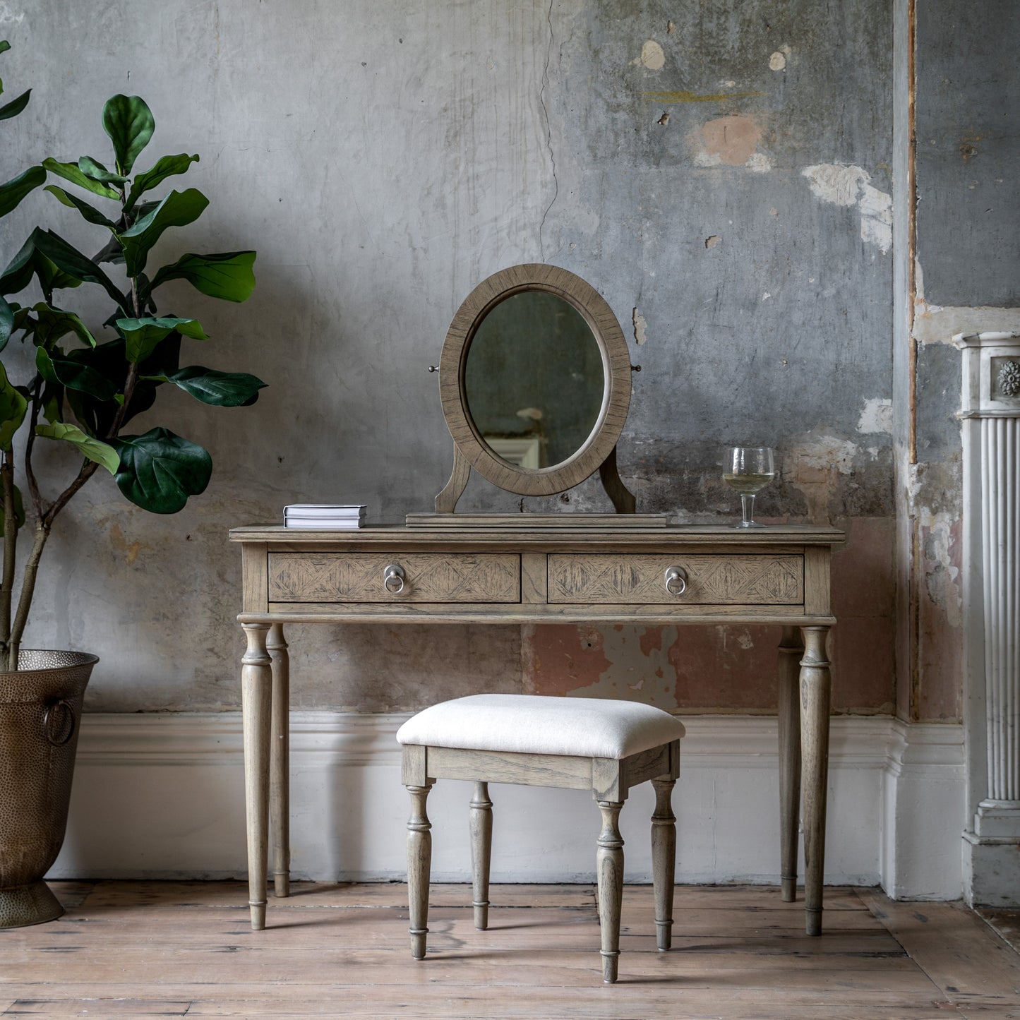 Mustique Dressing Stool Natural