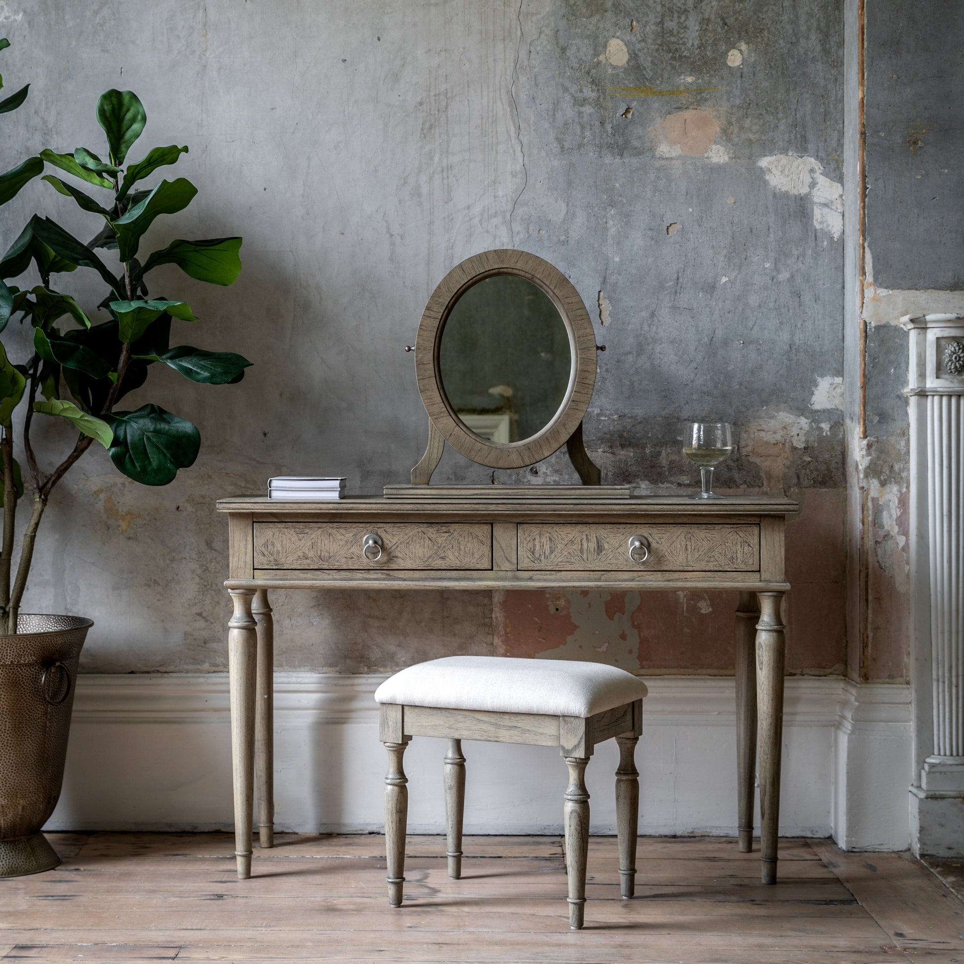 Mustique Dressing Stool Natural