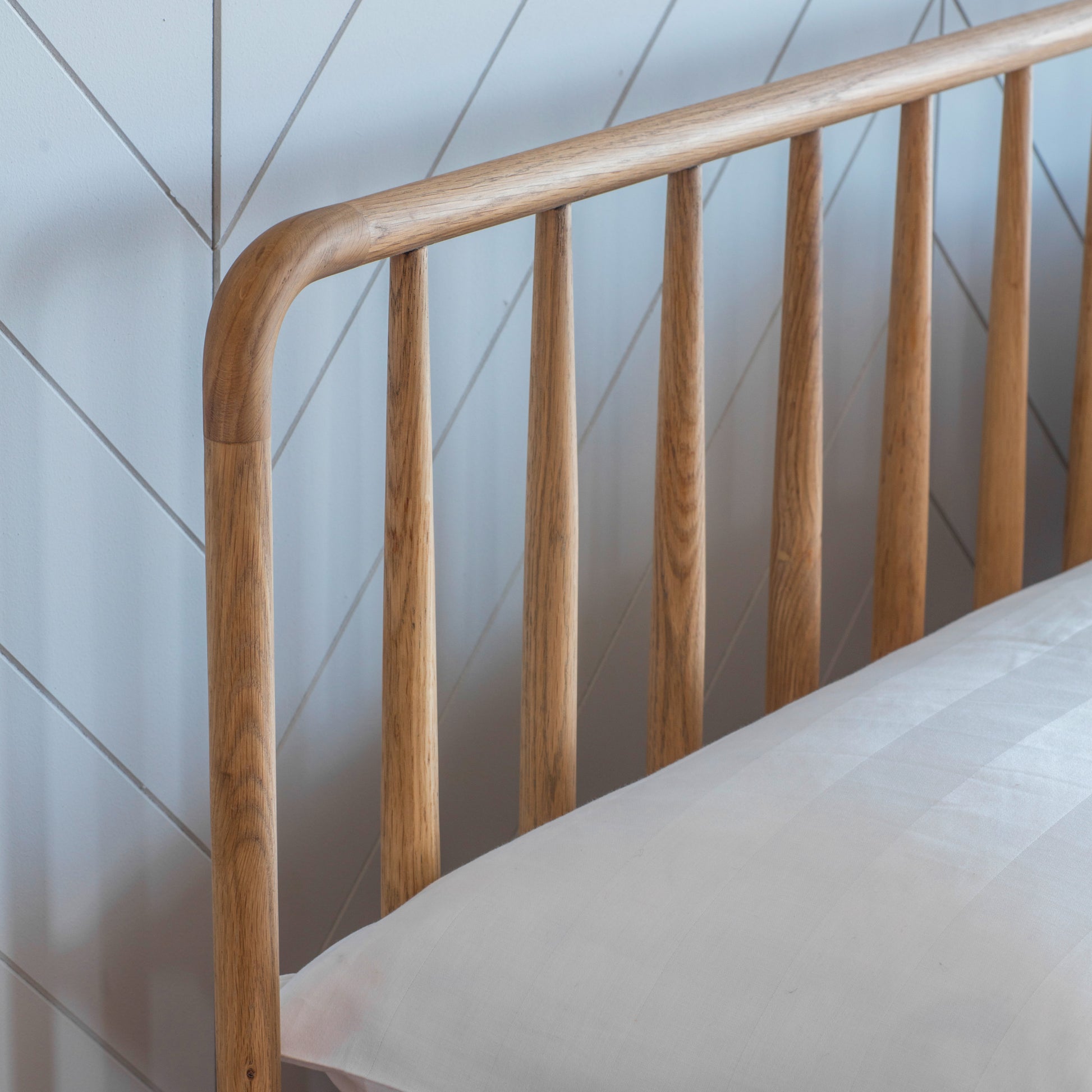 Wycombe Bed Oak King
