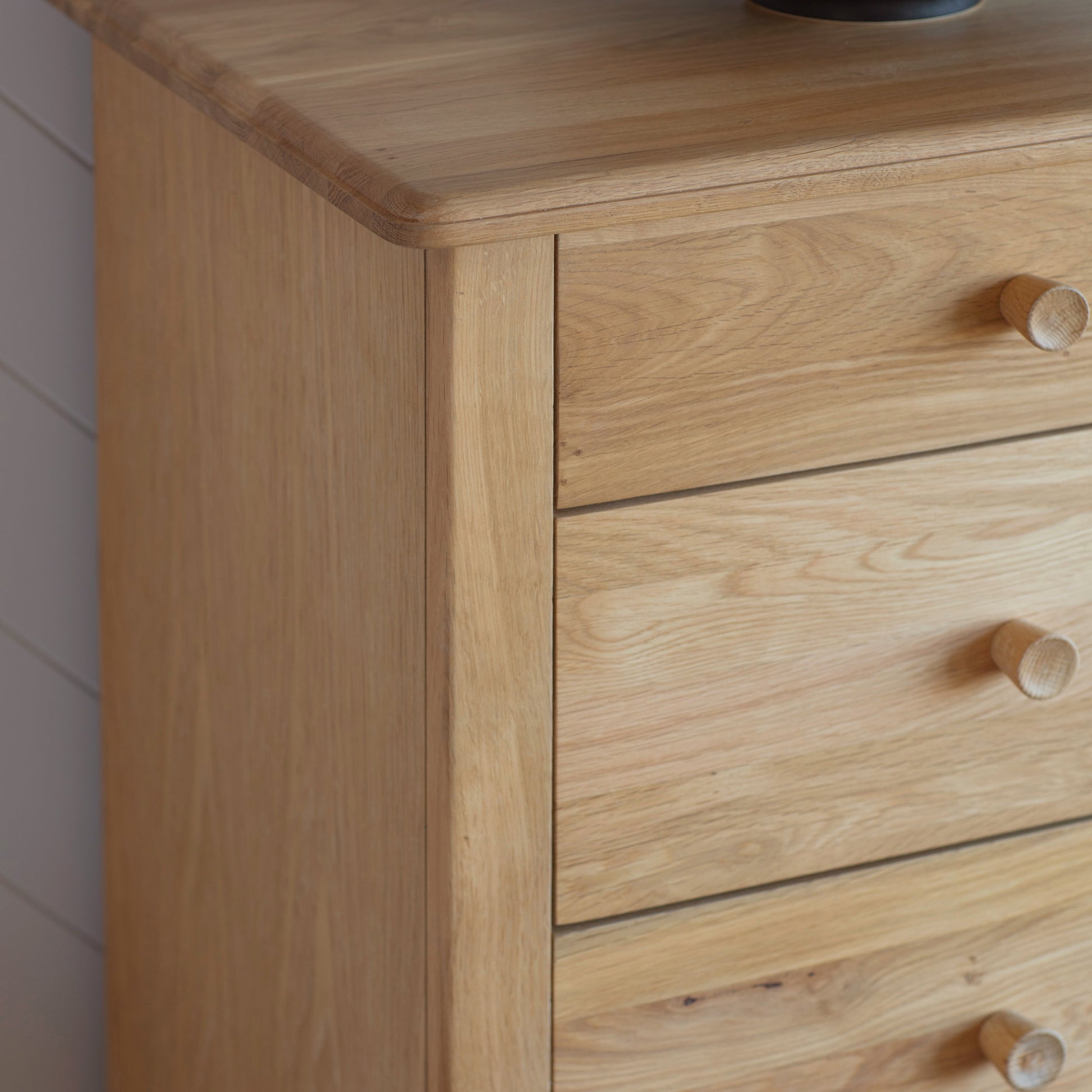 Wycombe 5 Drawer Chest Oak