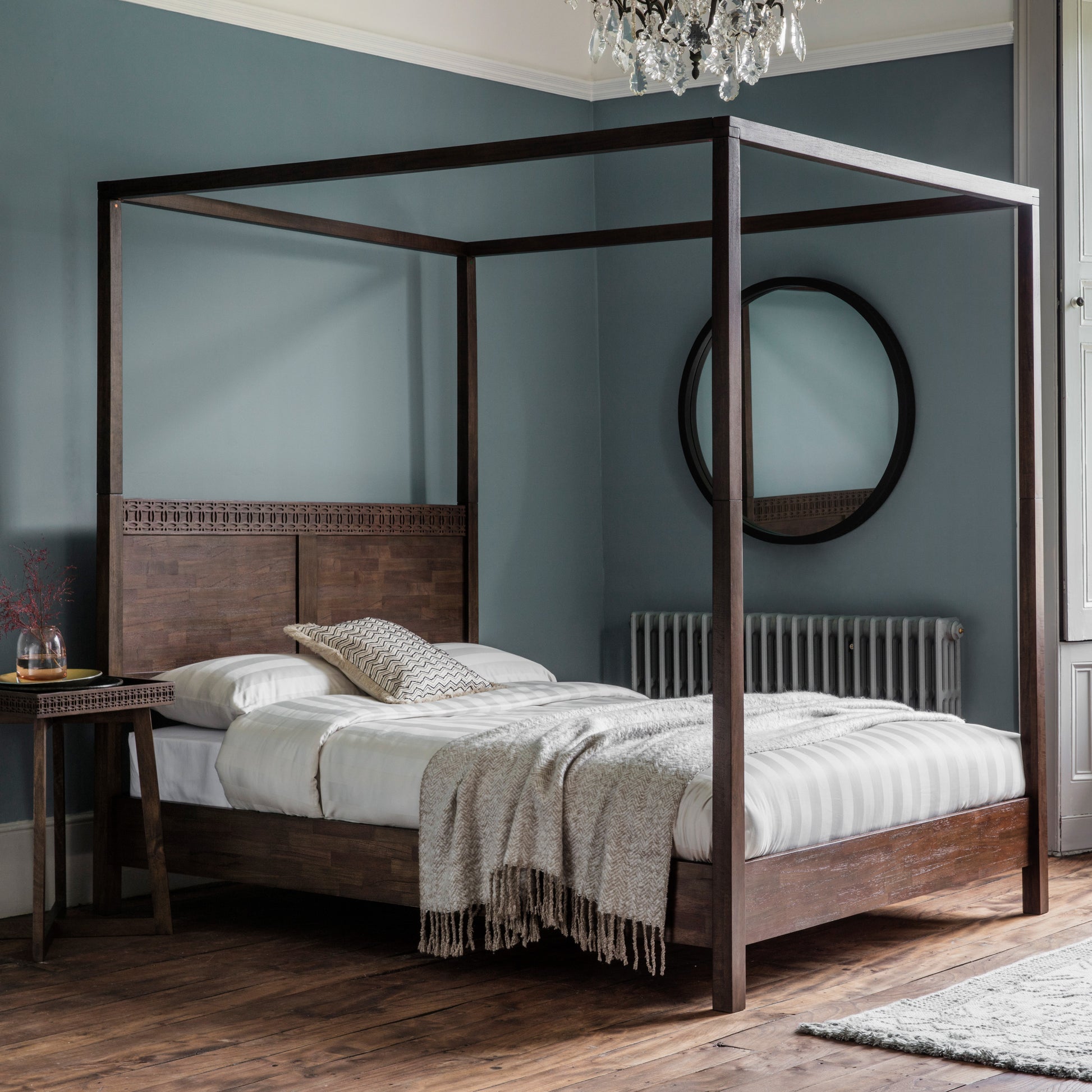 Boho Retreat 4 Poster Bed Brown King