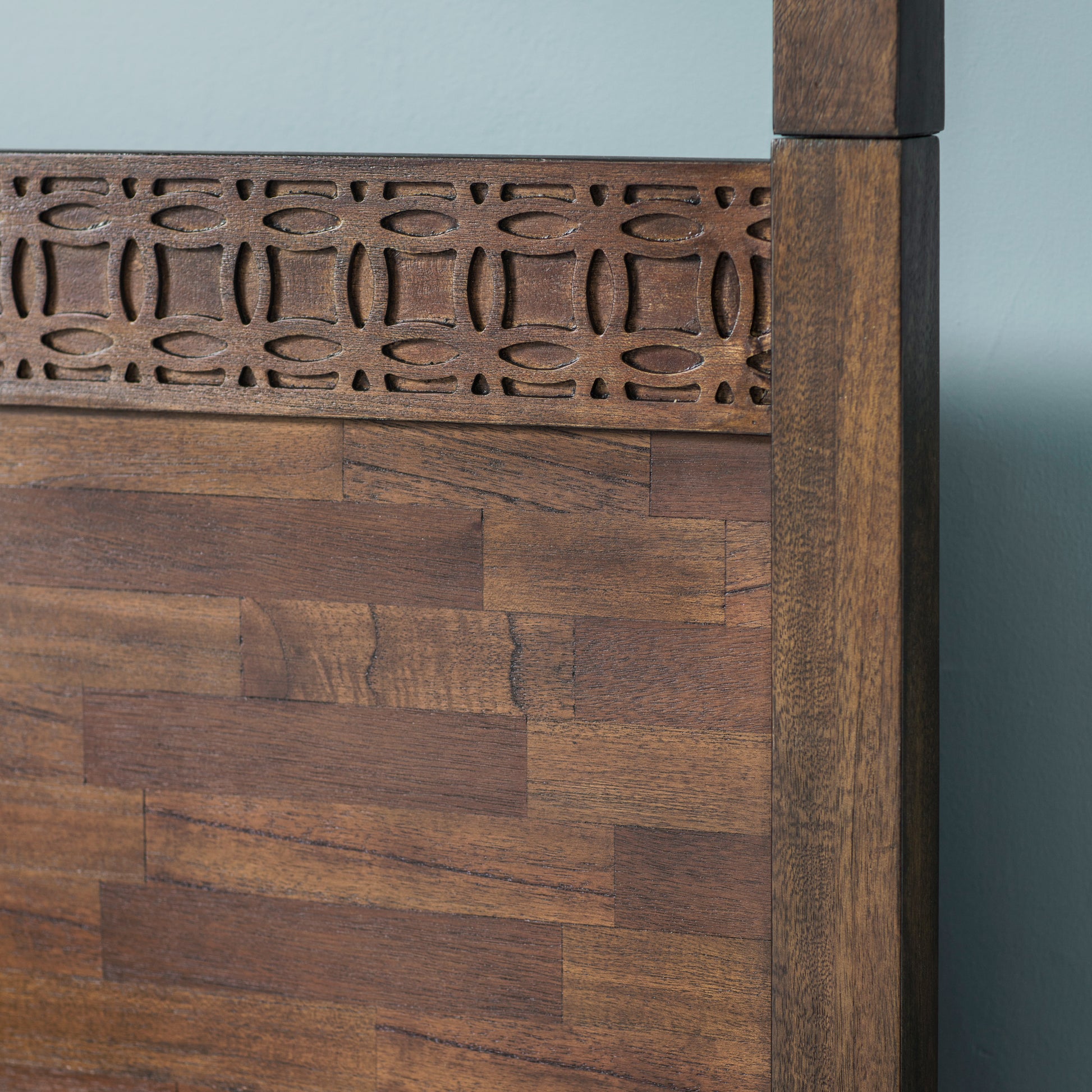 Boho Retreat 4 Poster Bed Brown King