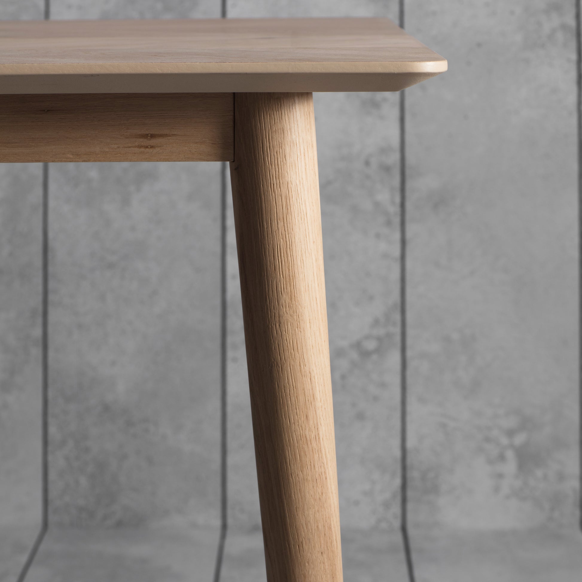 Milano Dining Table Oak