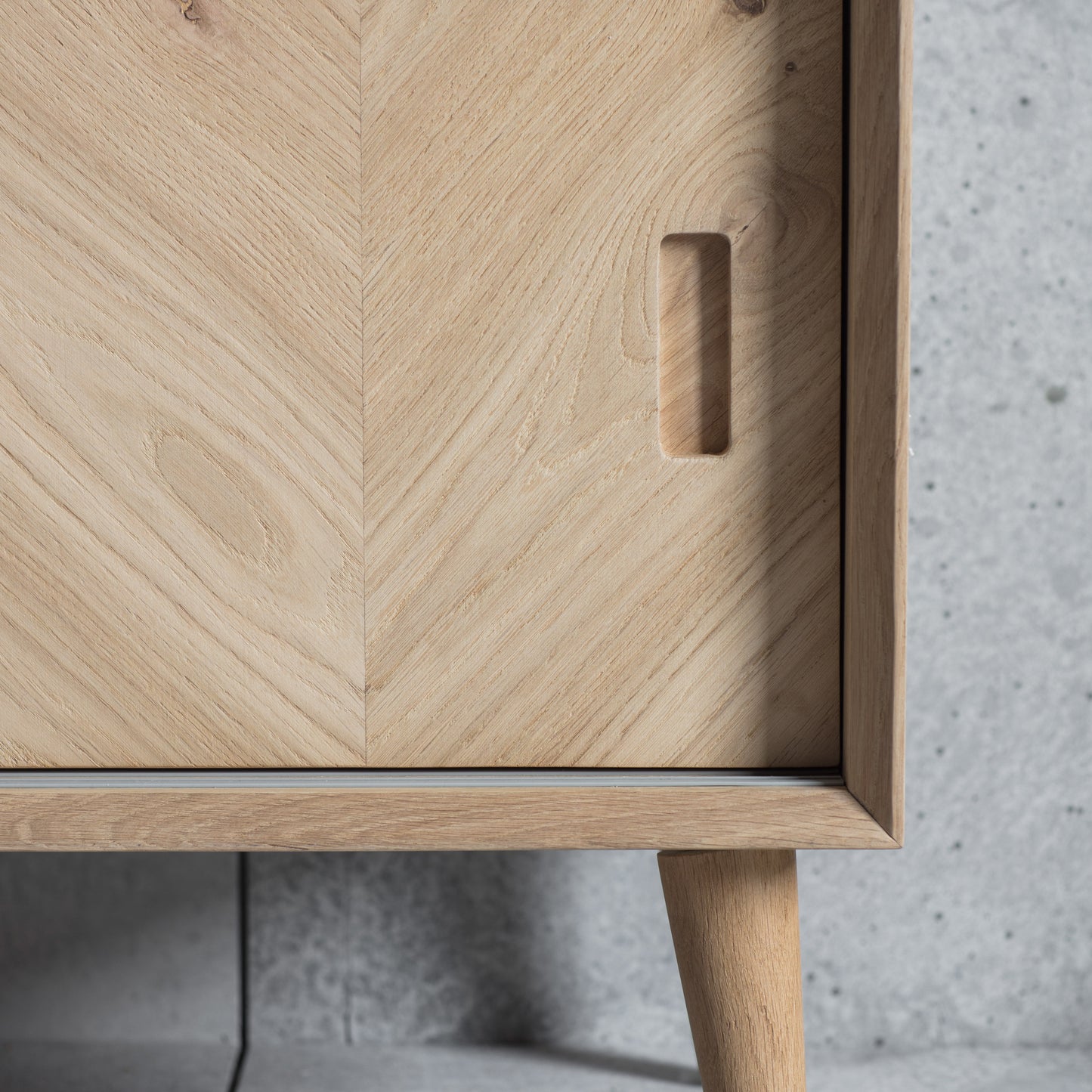 Milano Media Unit Oak