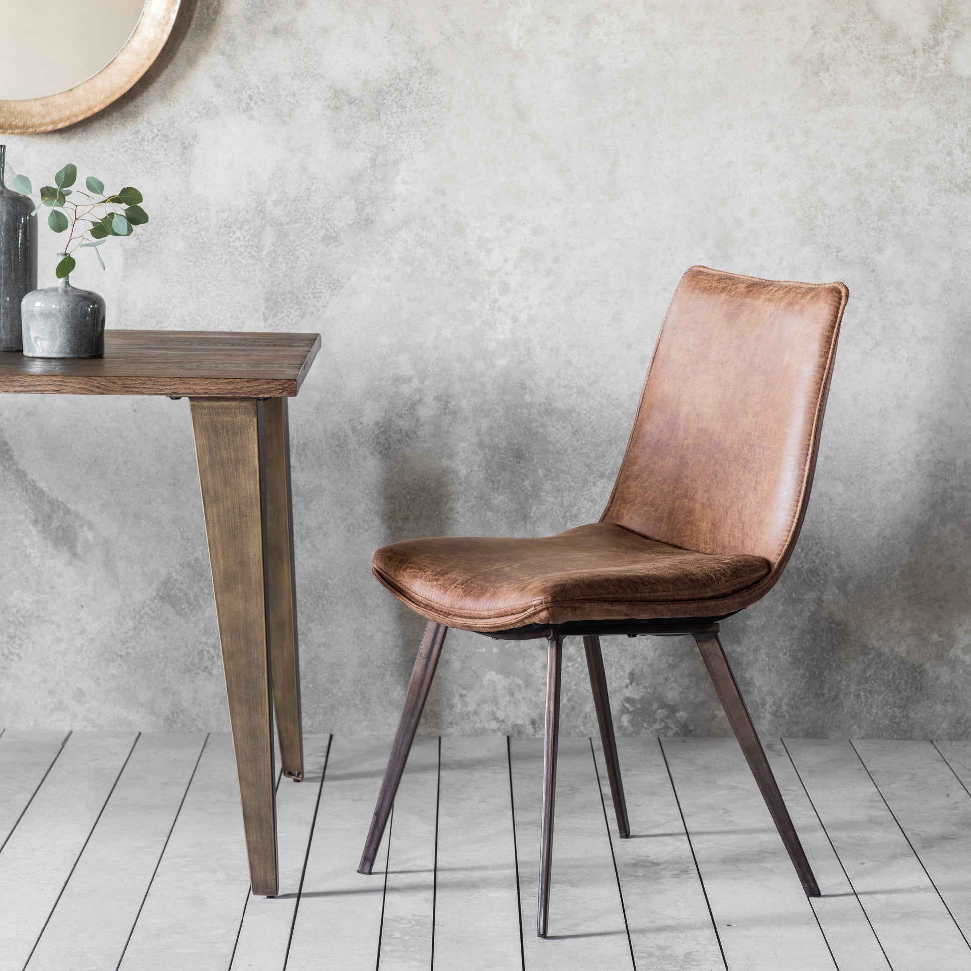 Hinks Chair Brown (2pk) Brown Leather