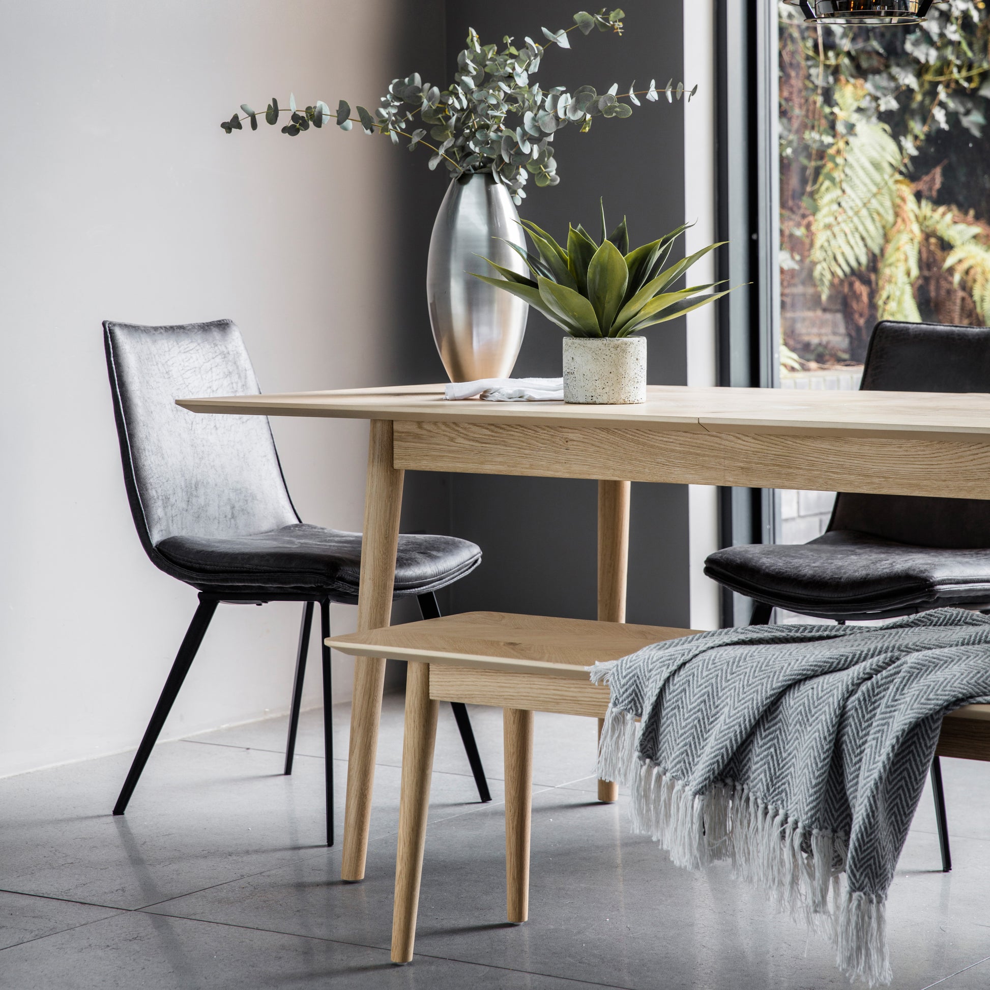 Hinks Chair Grey (2pk) Grey Leather