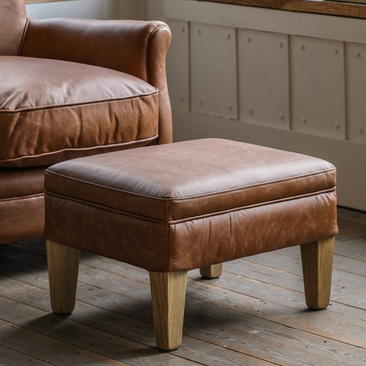 Mr. Paddington Stool Vintage Brown Leather