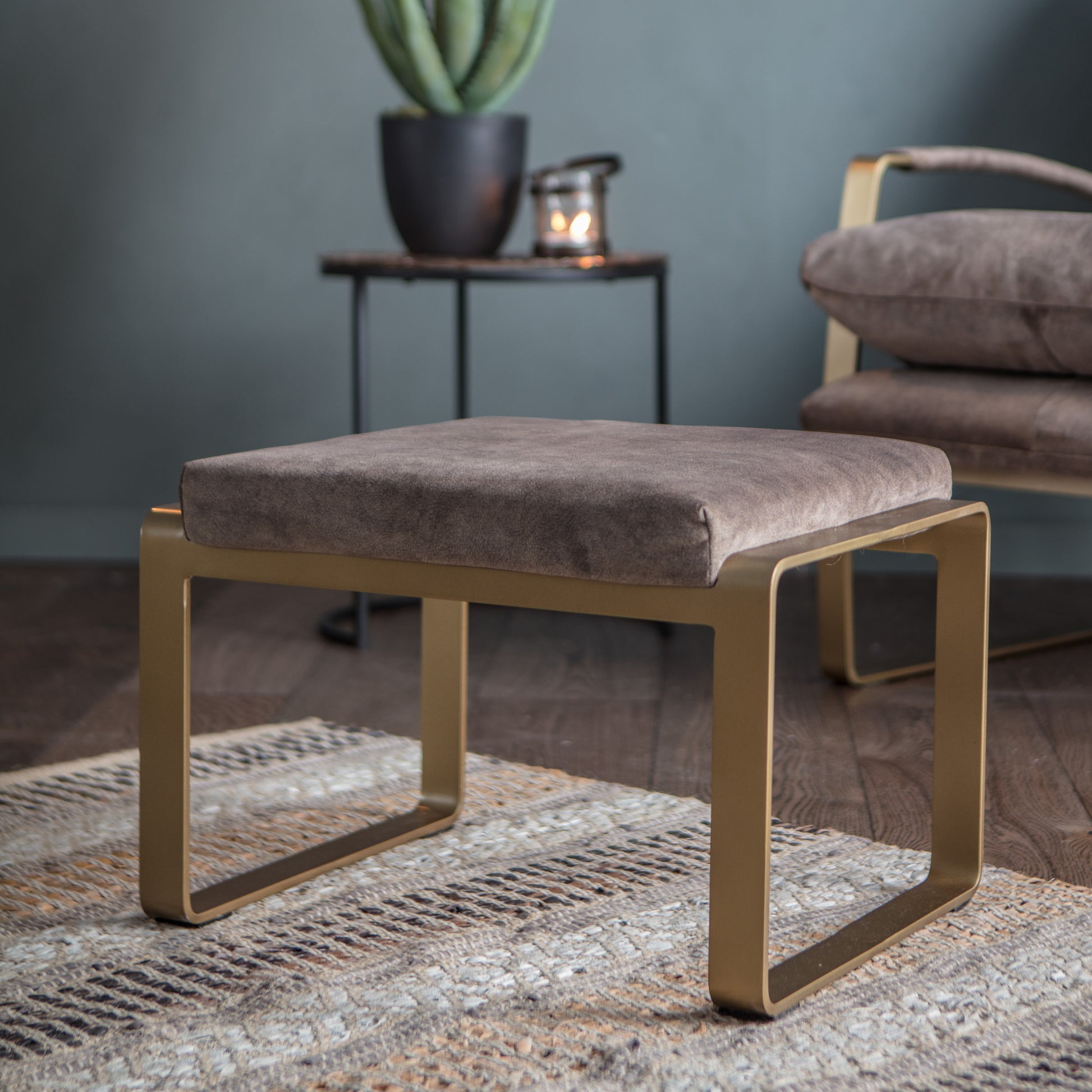 Fabien Footstool Mineral
