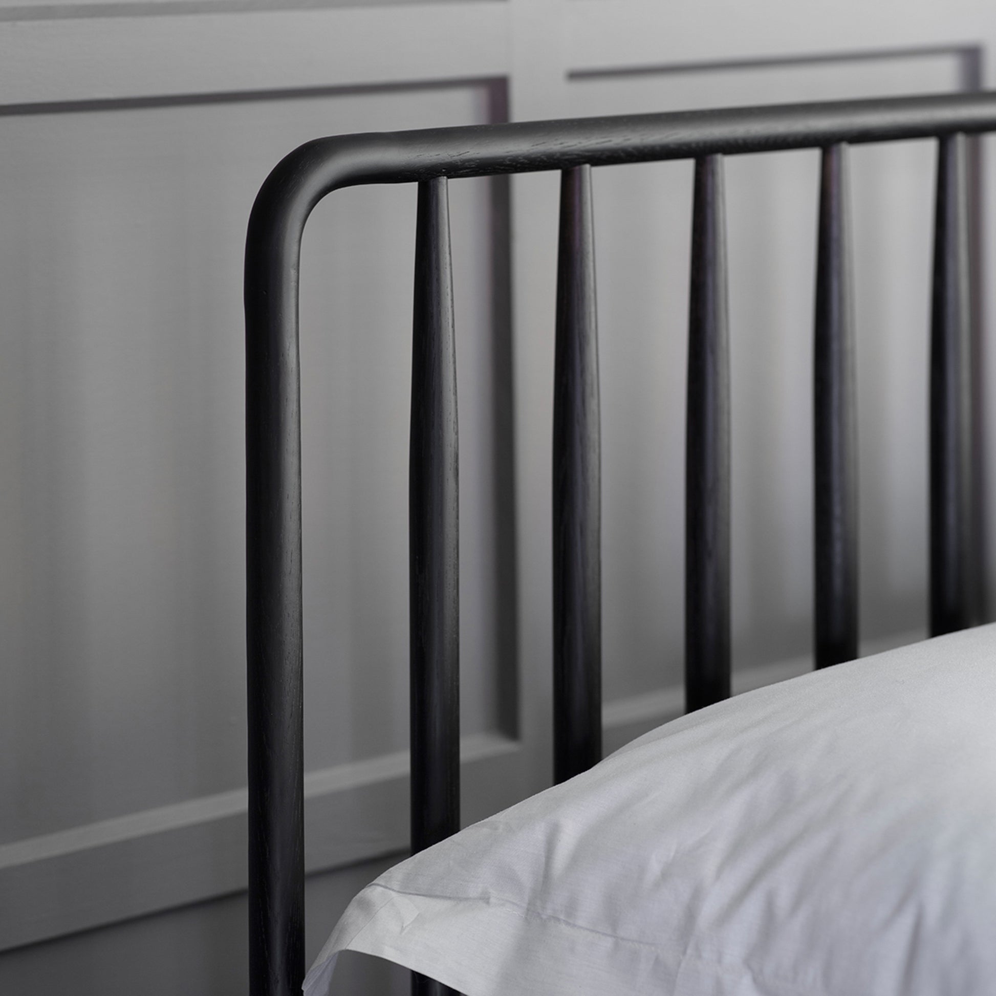 Wycombe Bed Black Double