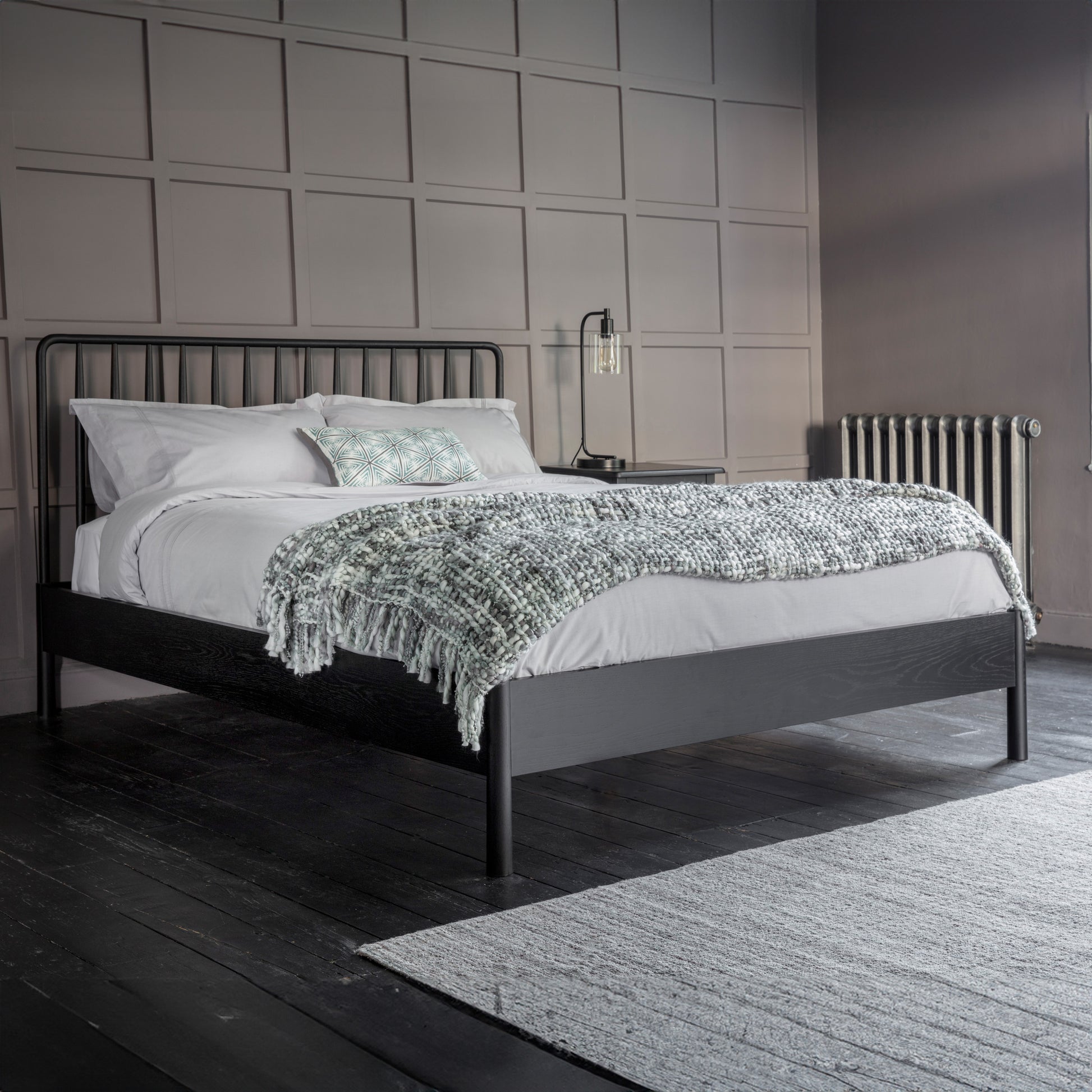 Wycombe Bed Black King