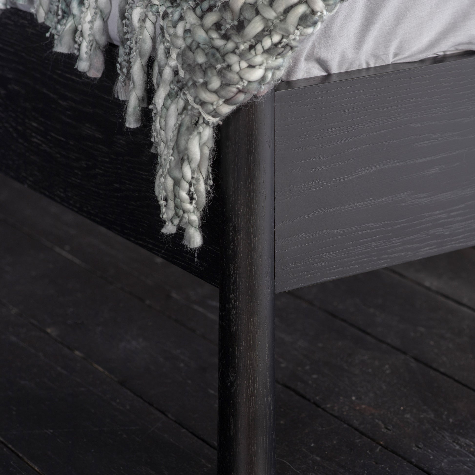 Wycombe Bed Black King