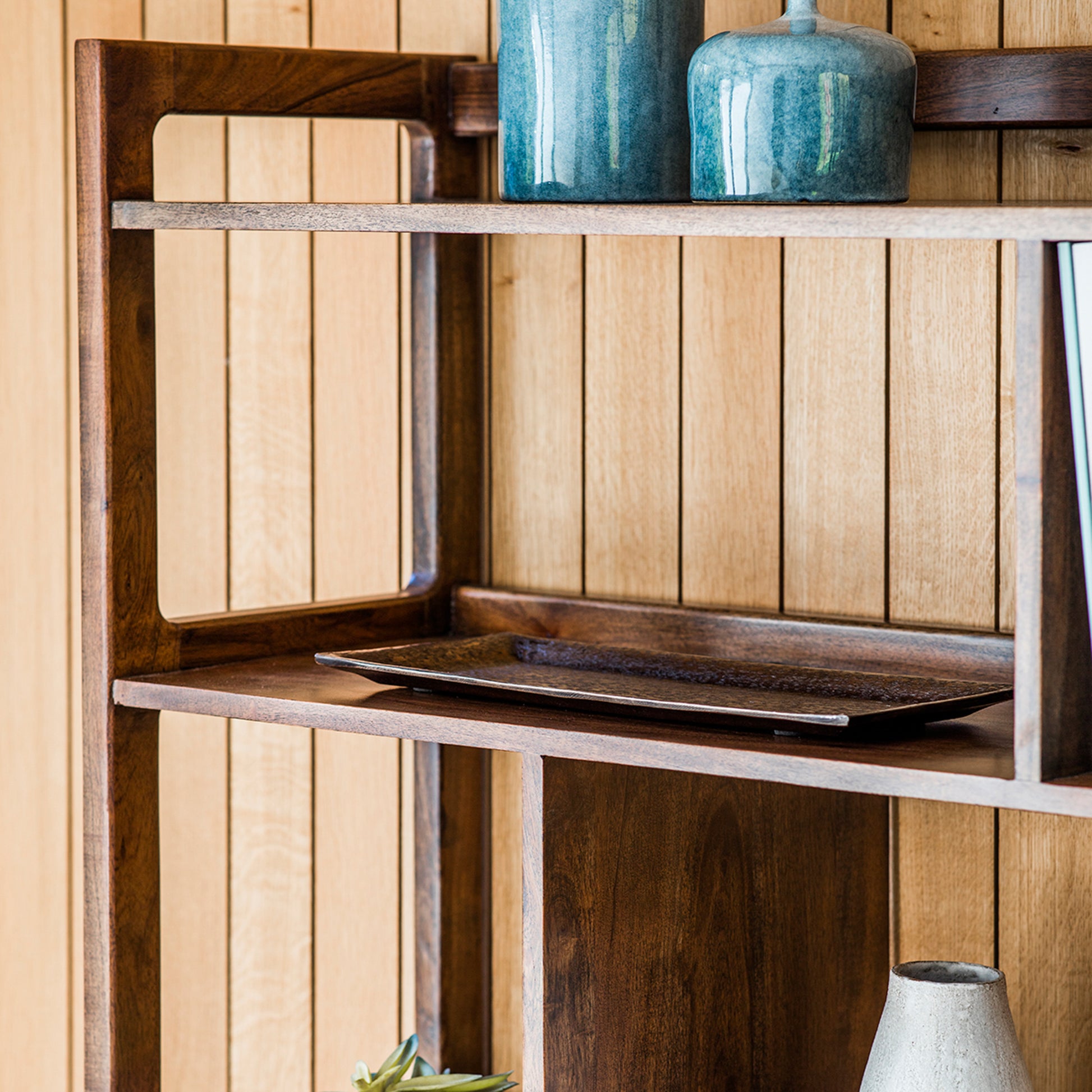Barcelona Display Unit Dark Wood / Marble