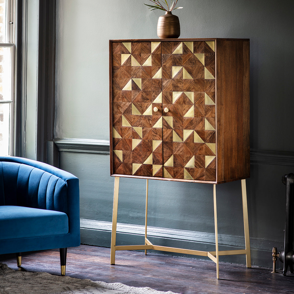 Tate Bar Cabinet Brown / Gold
