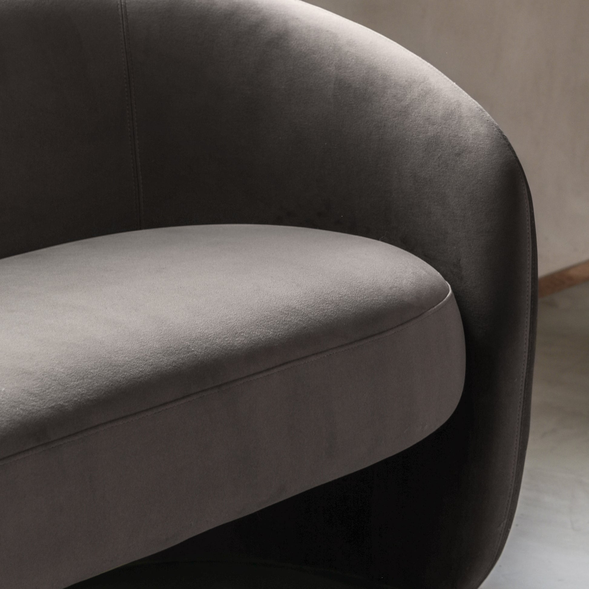 Curvo 2 Seater Sofa Espresso
