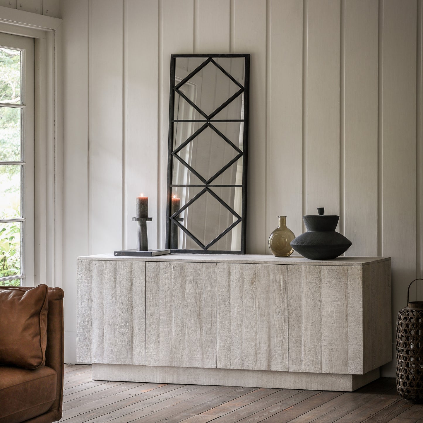 Iowa 4 Door Sideboard Whitewash