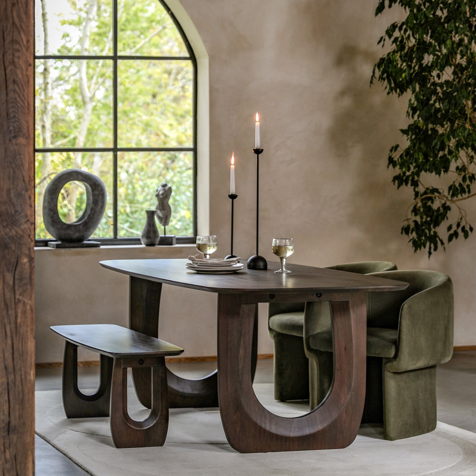 Arc Dining Table Walnut