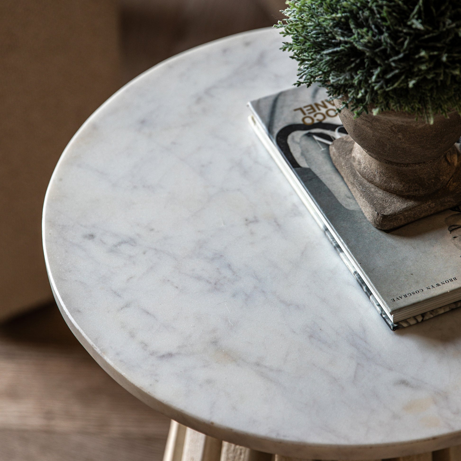 Soho Side Table Natural / White