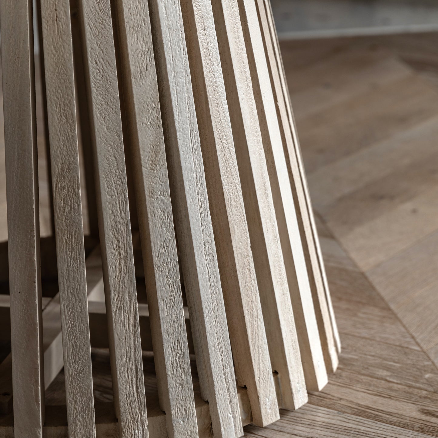Soho Round Dining Table Natural / White