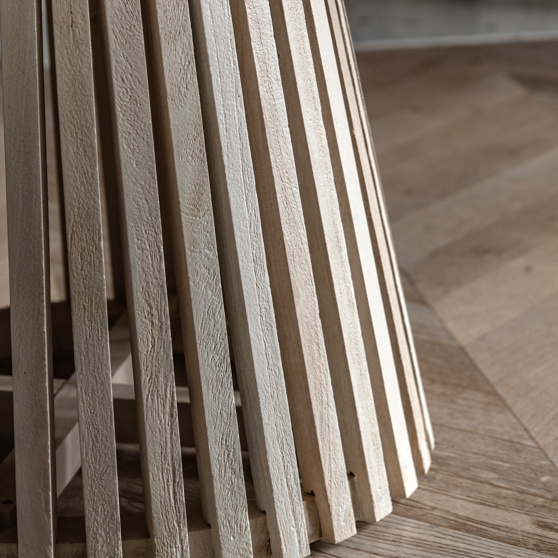 Soho Round Dining Table Natural / White