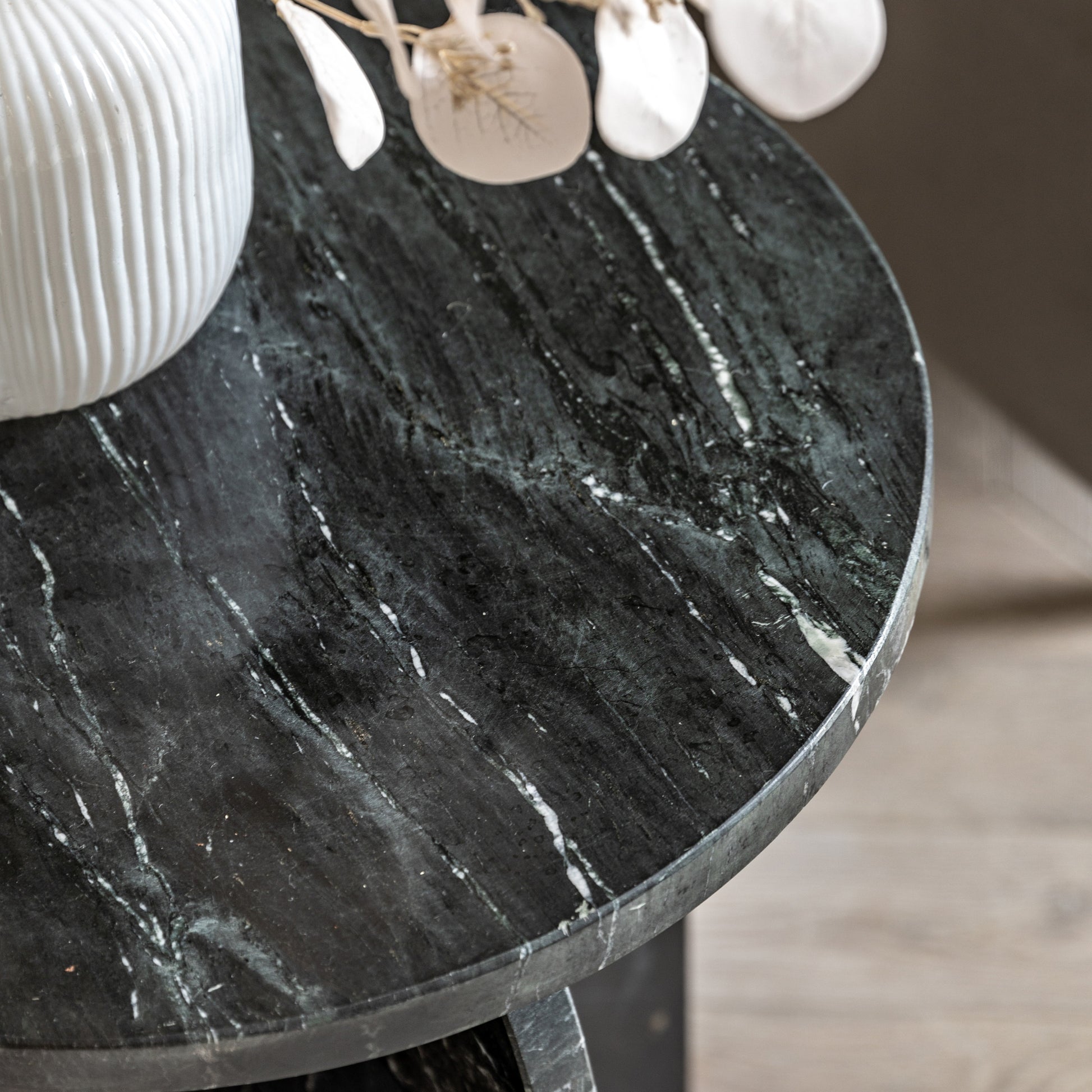 Amalfi Side Table Black