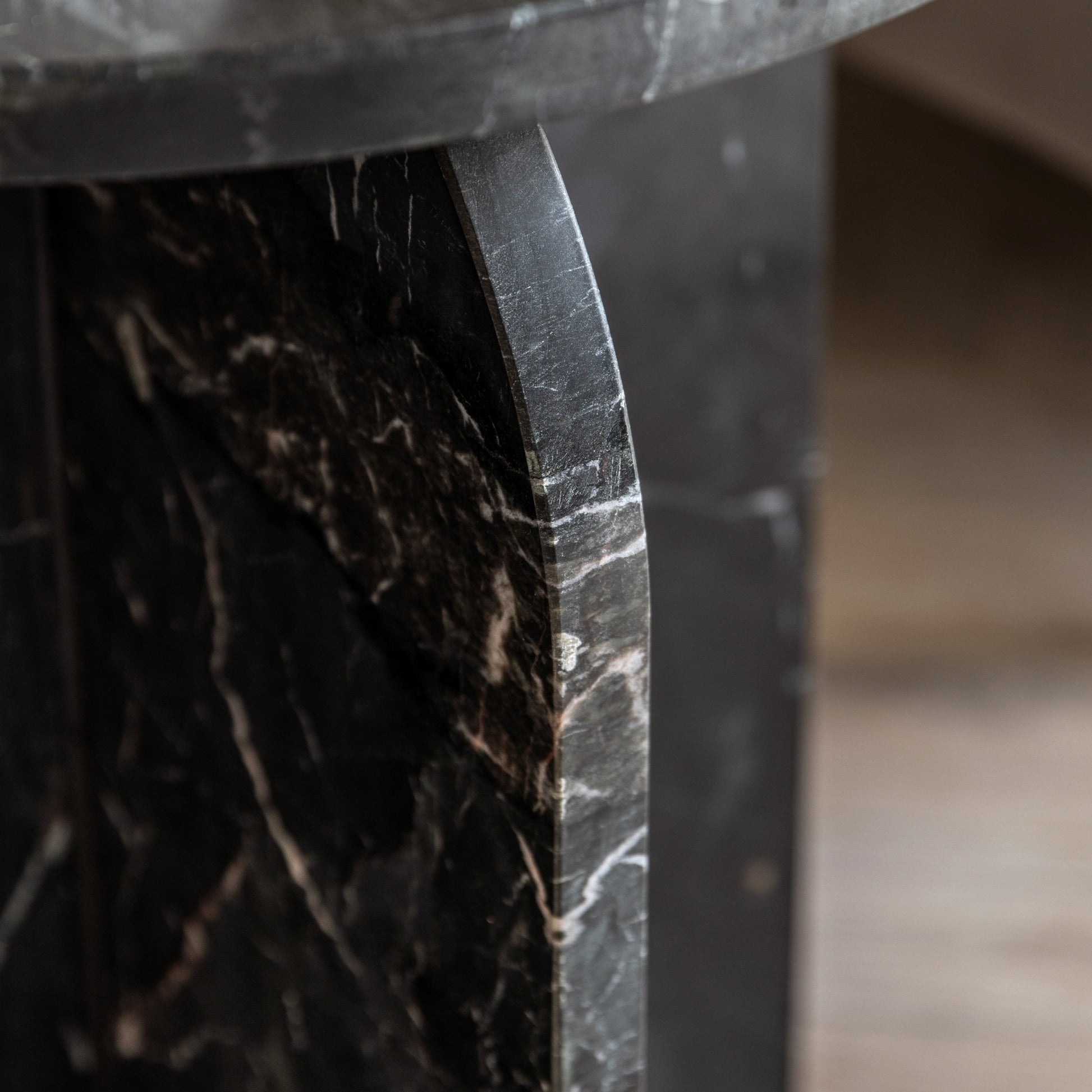 Amalfi Side Table Black