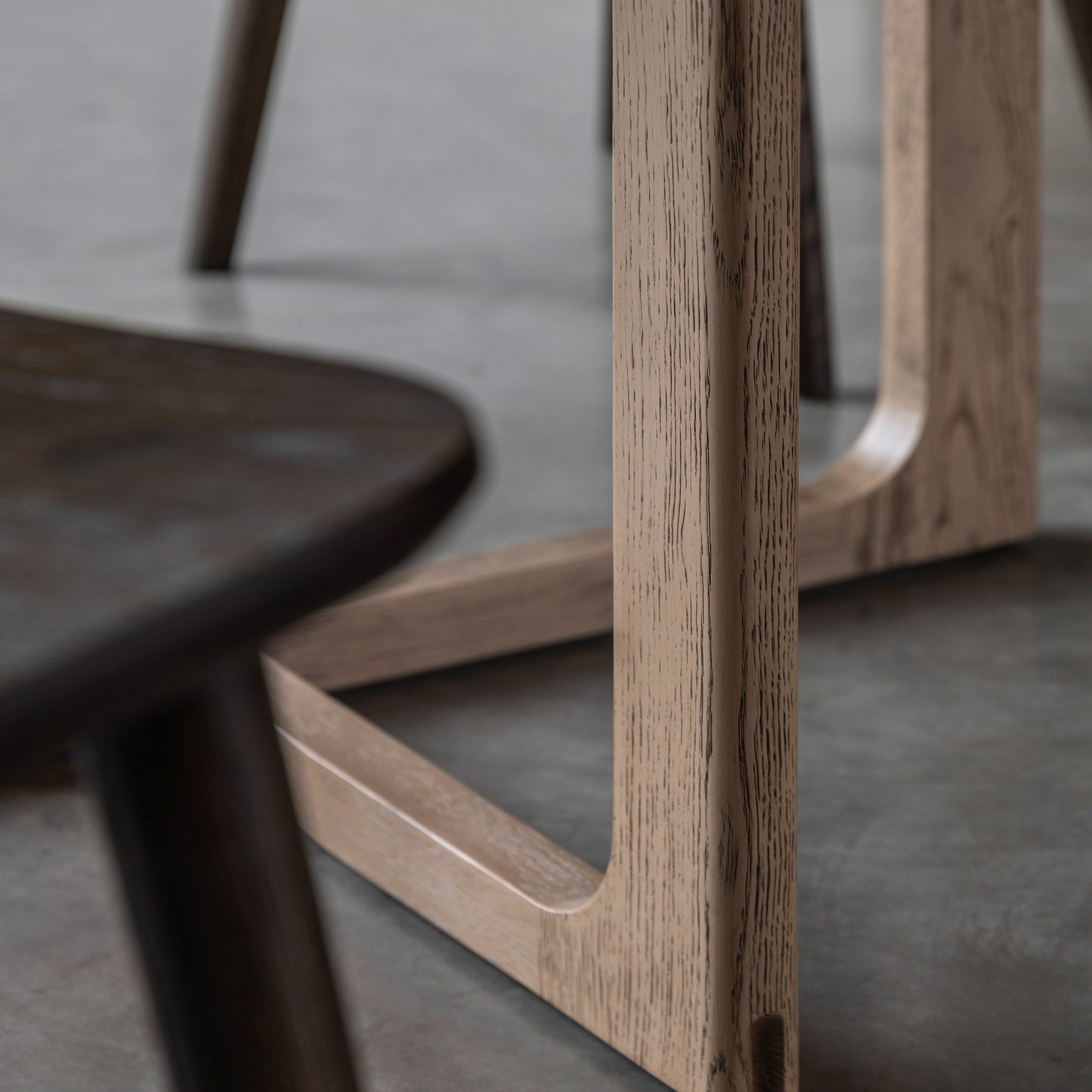 Craft Round Dining Table Smoked