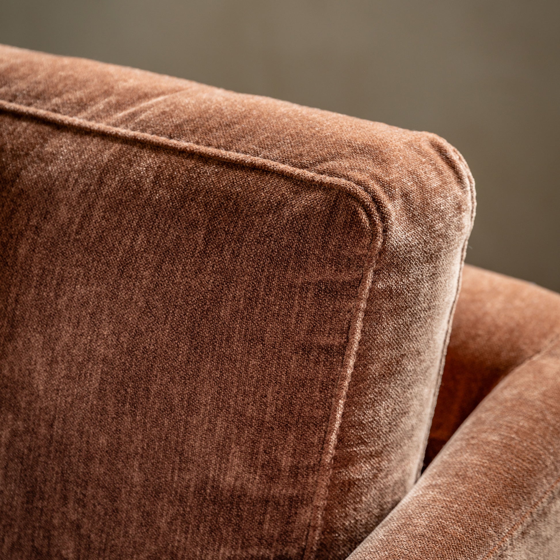Gateford Armchair Rust