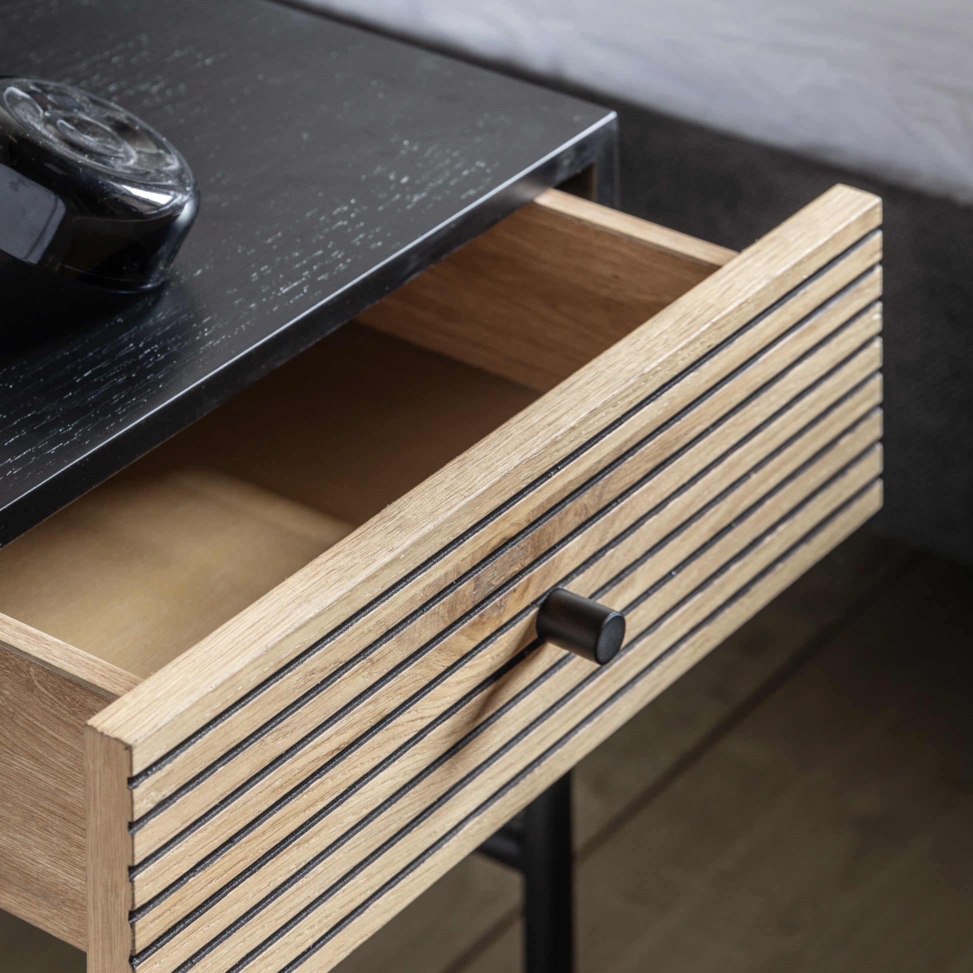 Hyland 1 Drawer Bedside Black / Natural