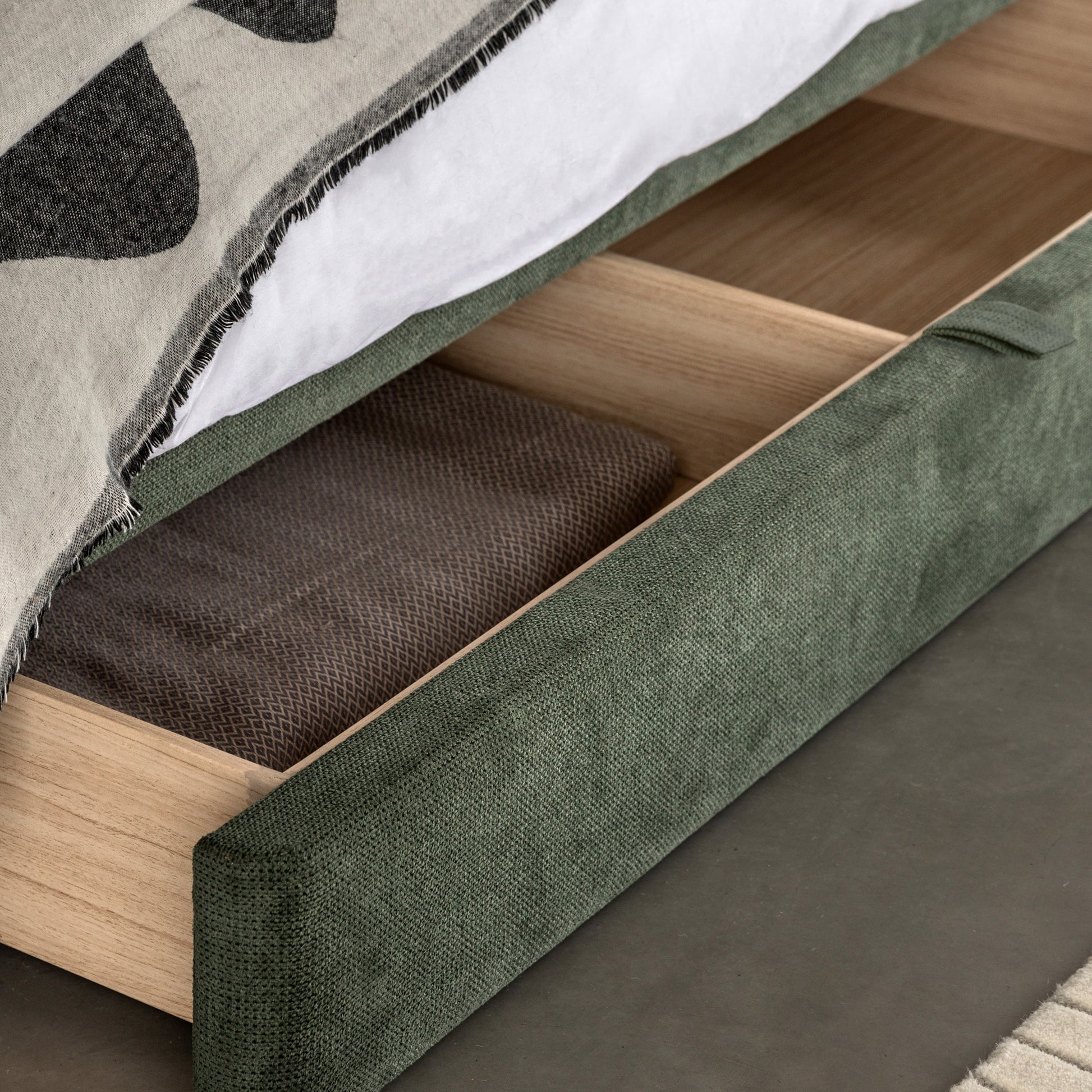 Marlowe Bed Green Double