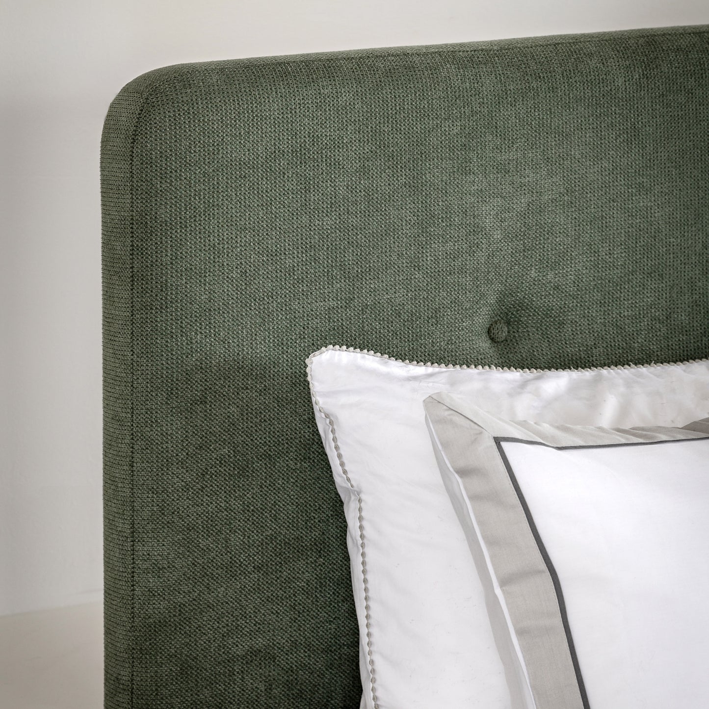 Marlowe Bed Green Double