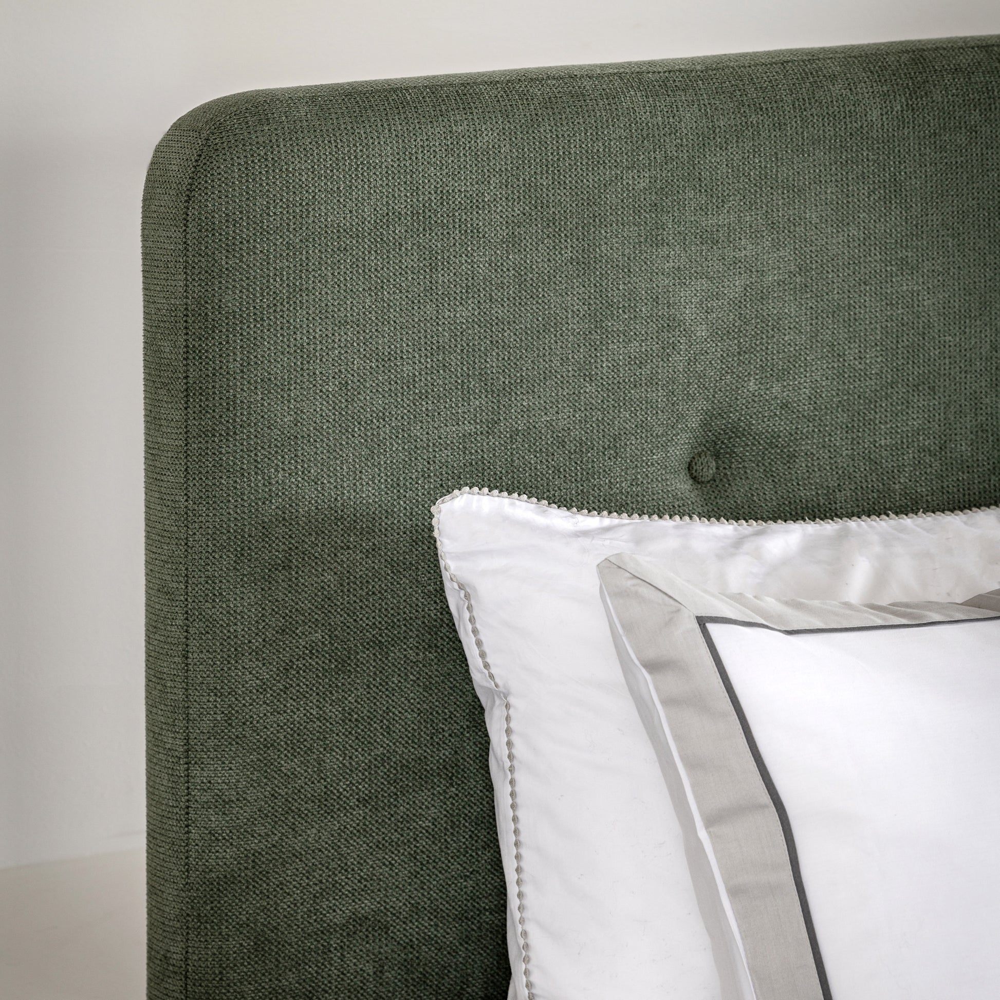 Marlowe Bed Green Double