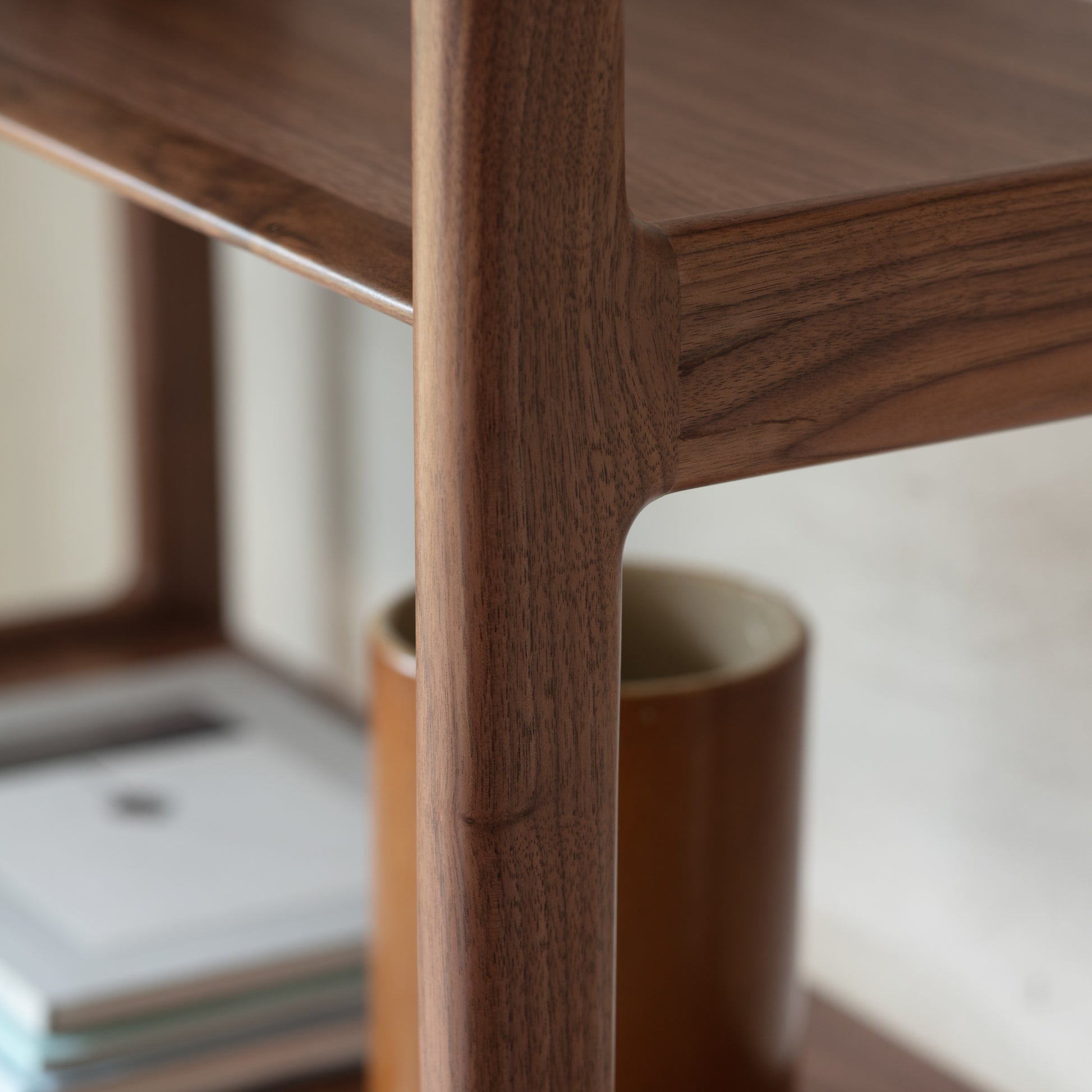 Madrid Open Display Walnut