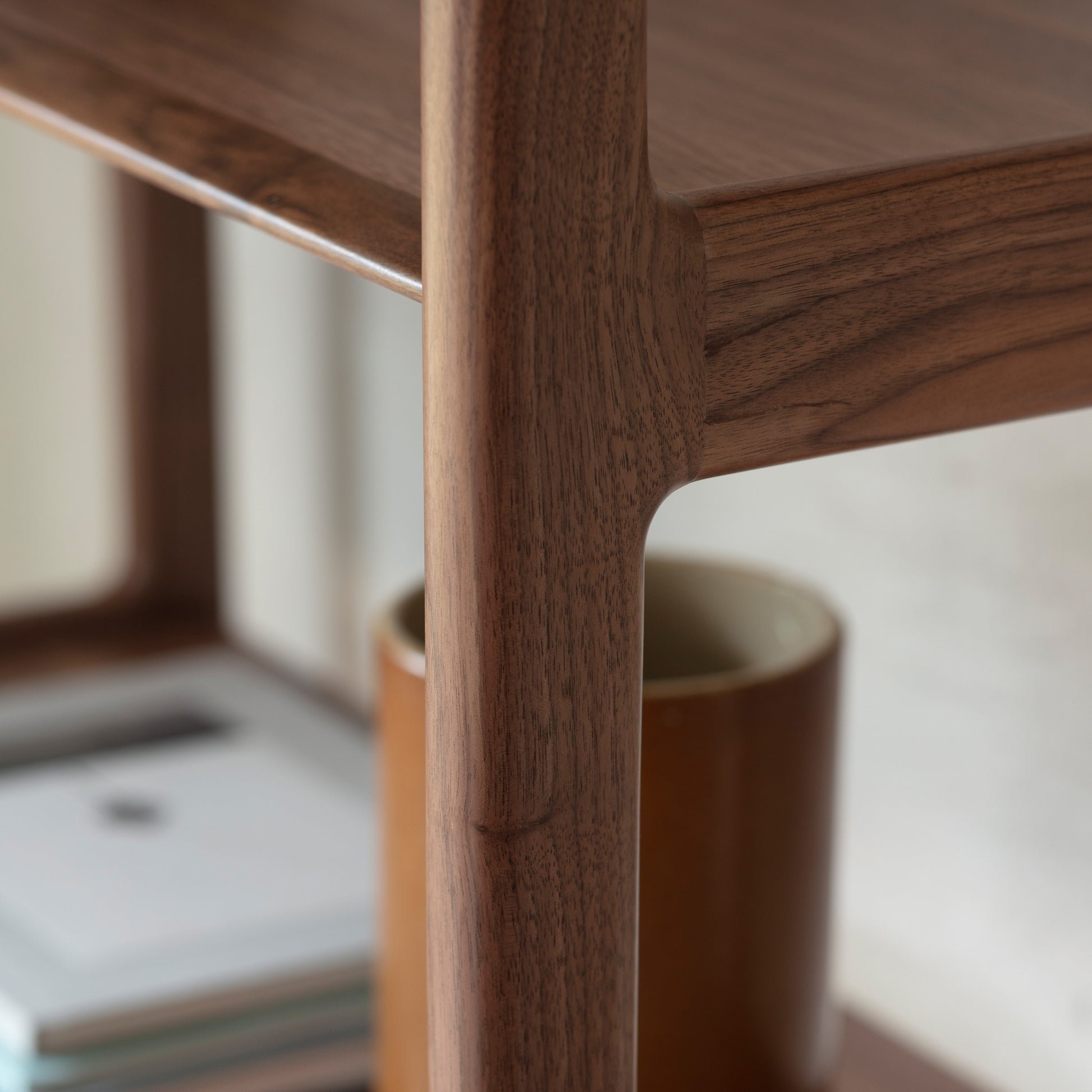 Madrid Open Display Walnut