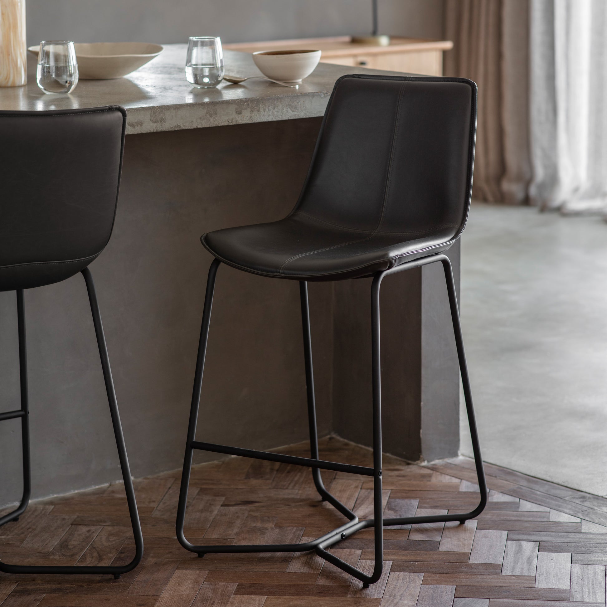 Hawking Stool (2pk) Charcoal