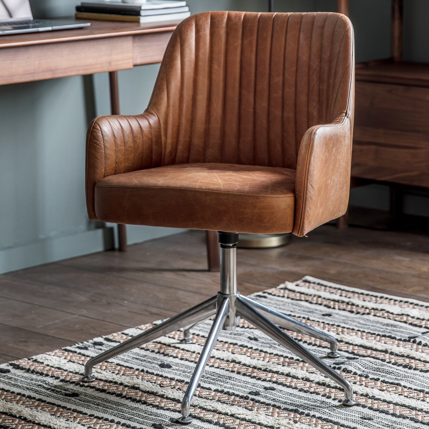 Curie Swivel Chair Vintage Brown Leather