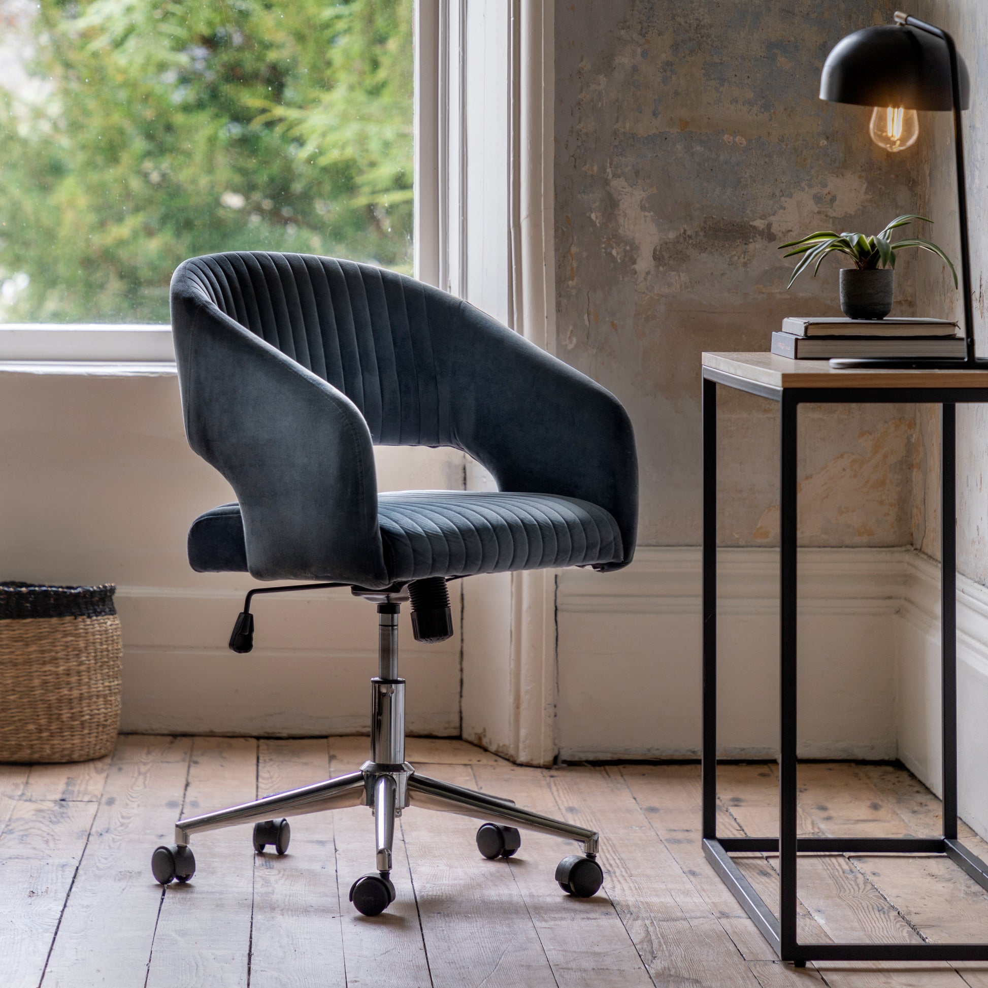 Murray Swivel Chair Velvet Charcoal