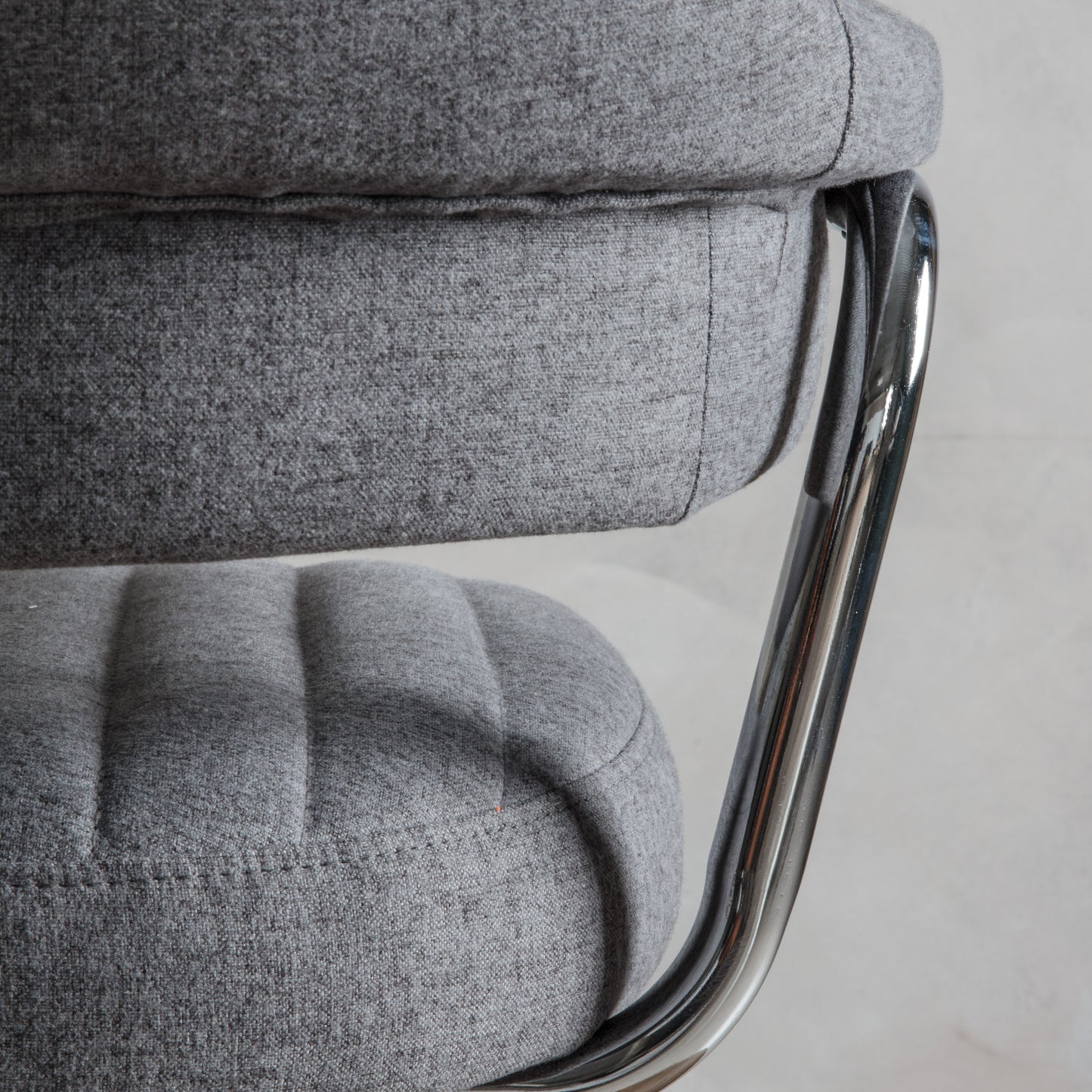 Mcintyre Swivel Chair Charcoal