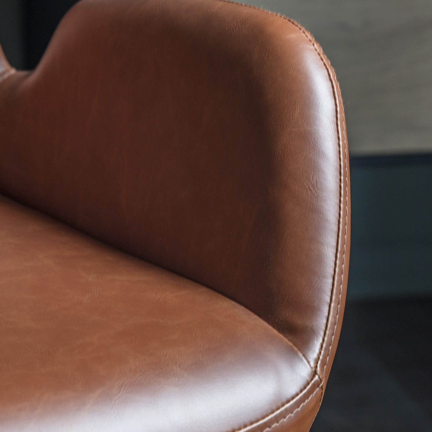 Faraday Swivel Chair Brown