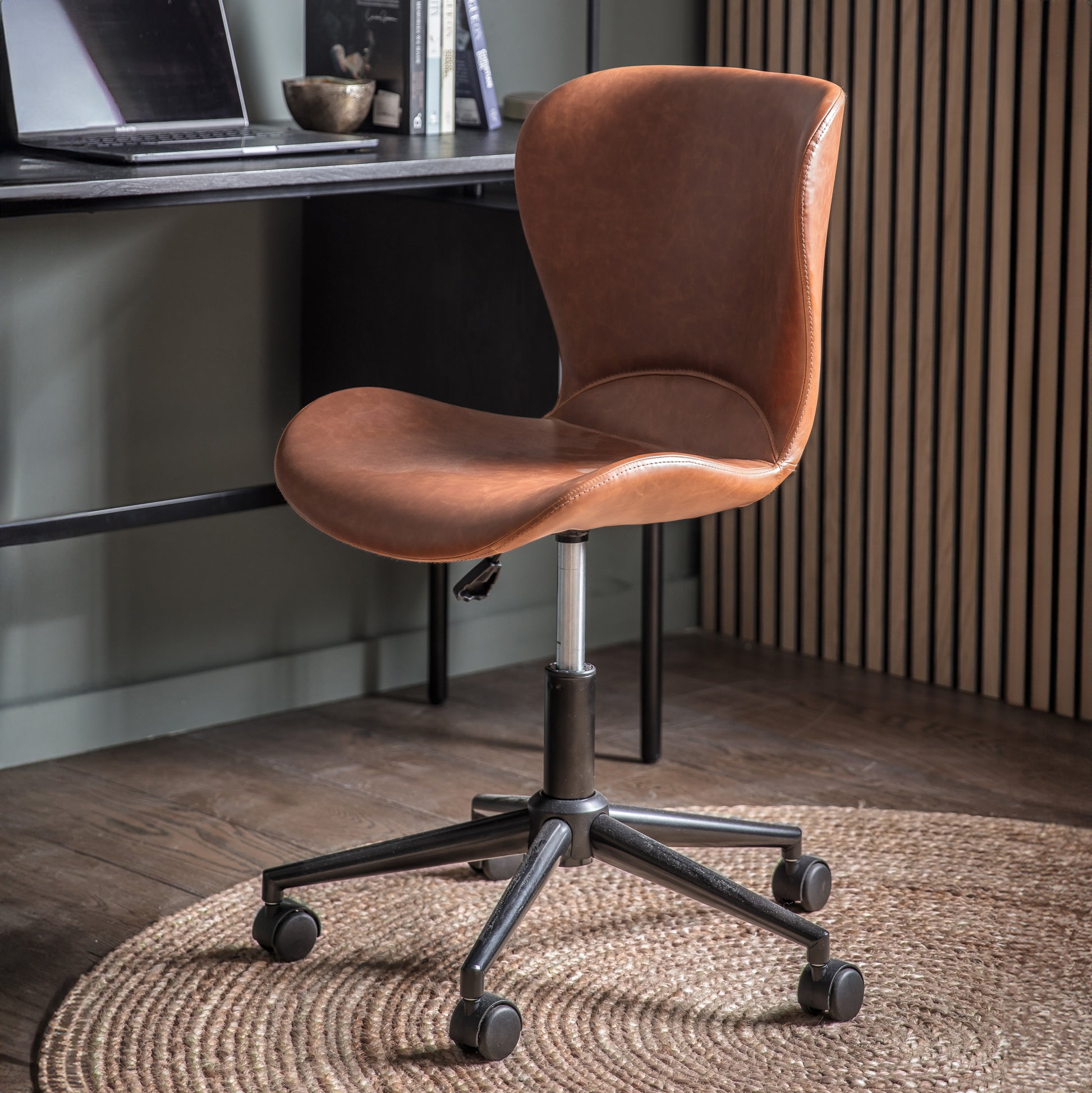 Mendel Swivel Chair Brown