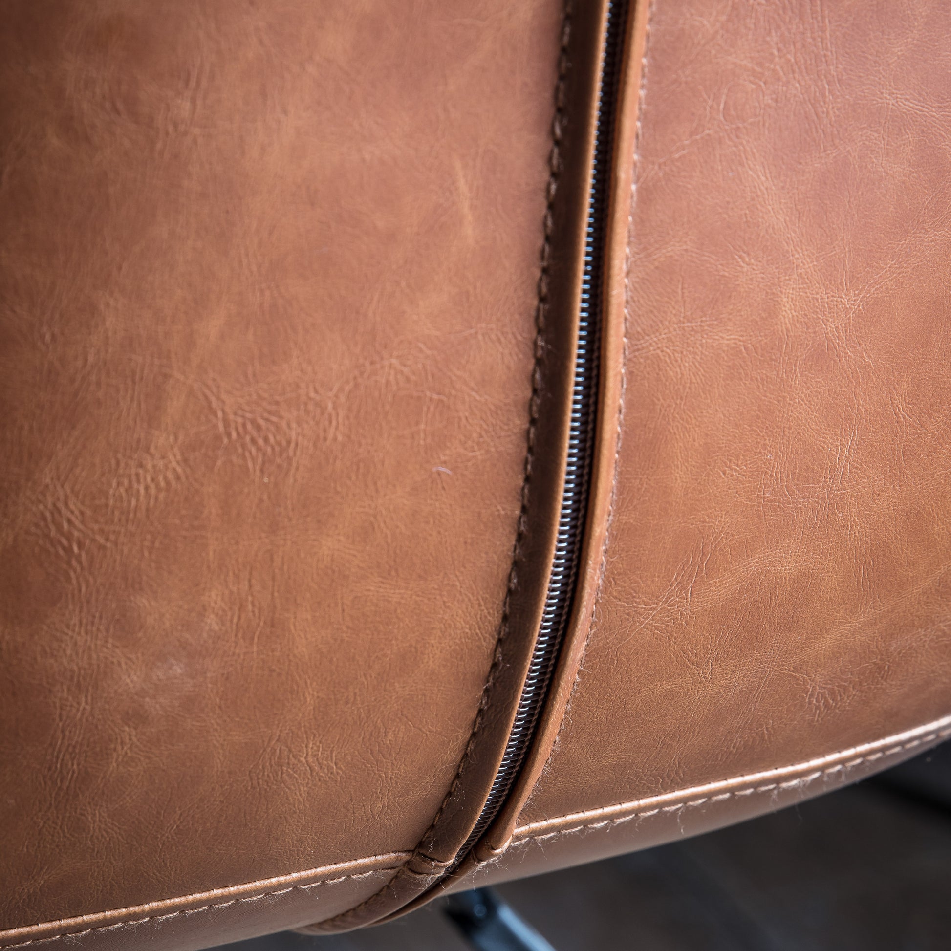 Mendel Swivel Chair Brown