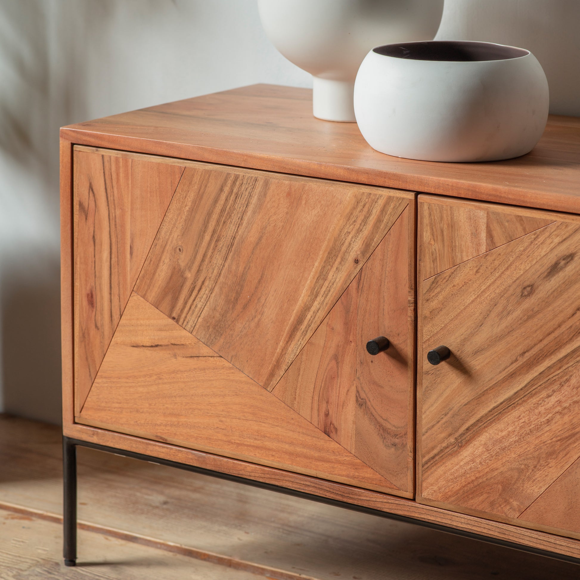 Oklahoma 4 Door Media Unit Natural