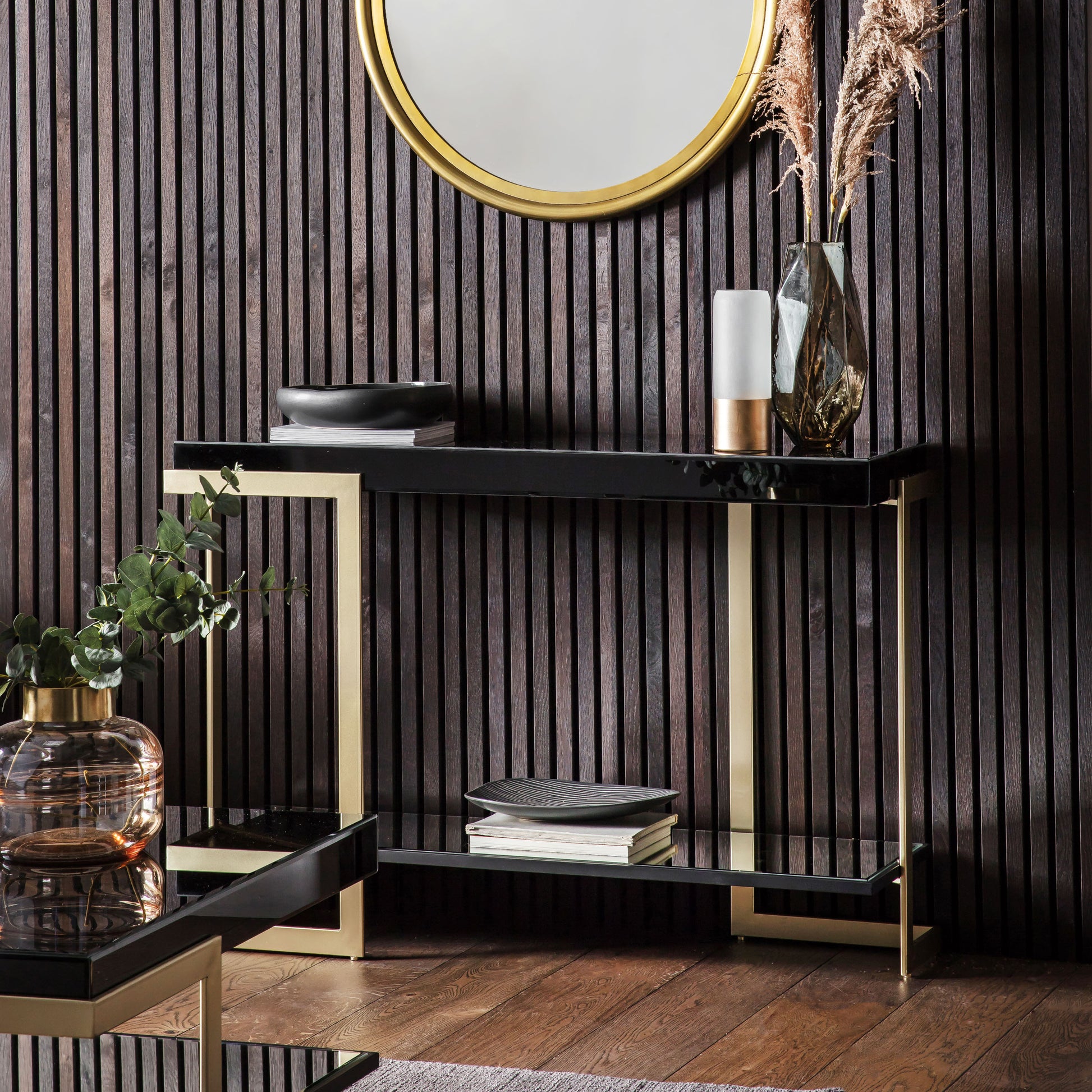 Ardella Console Table Black / Gold