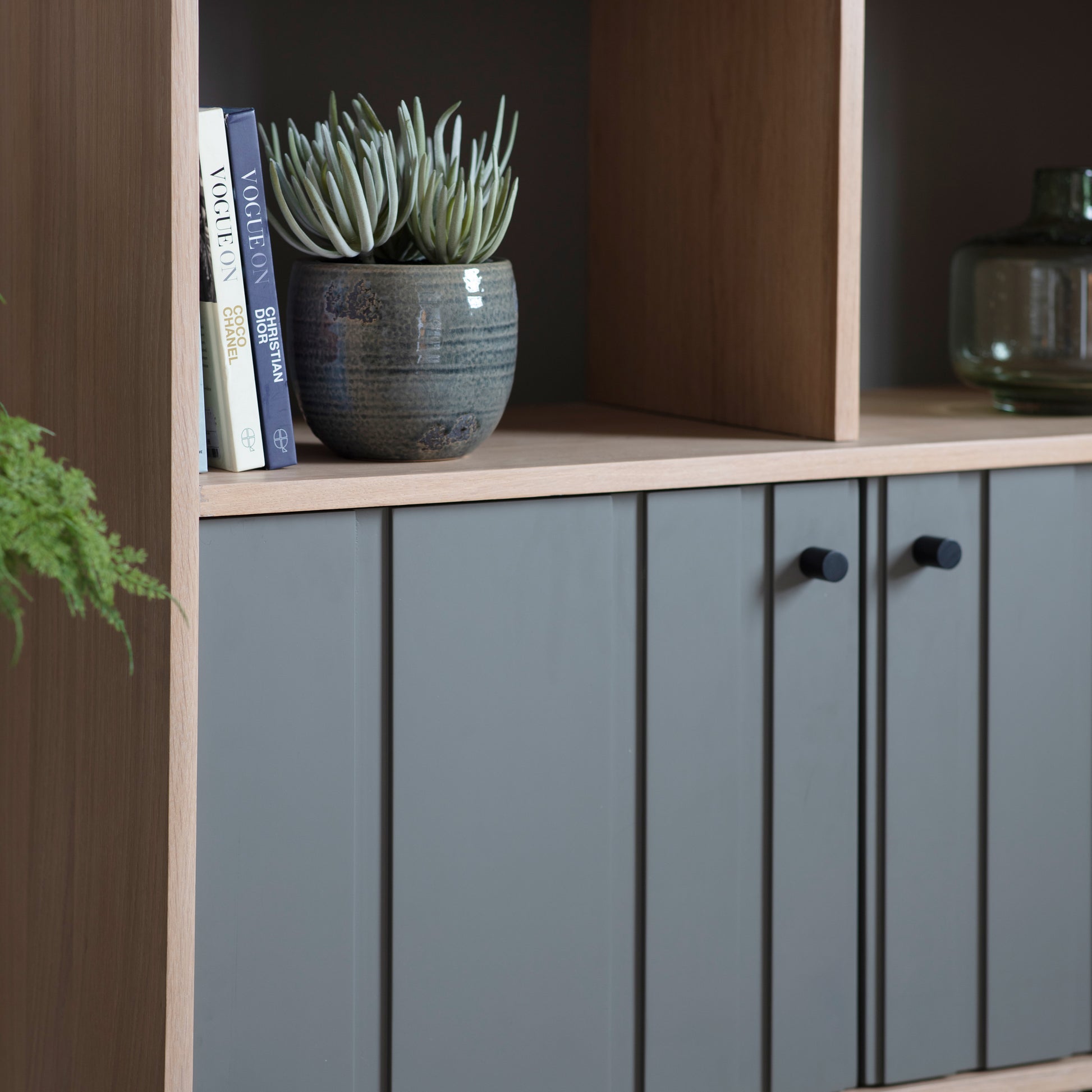 Fuji Open Display Oak