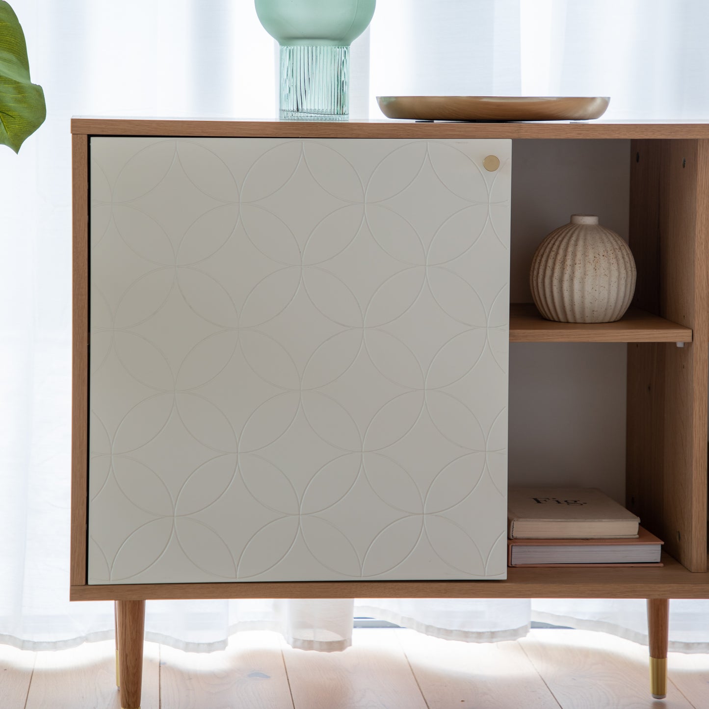 Newbury Sideboard Oak White Oak / White